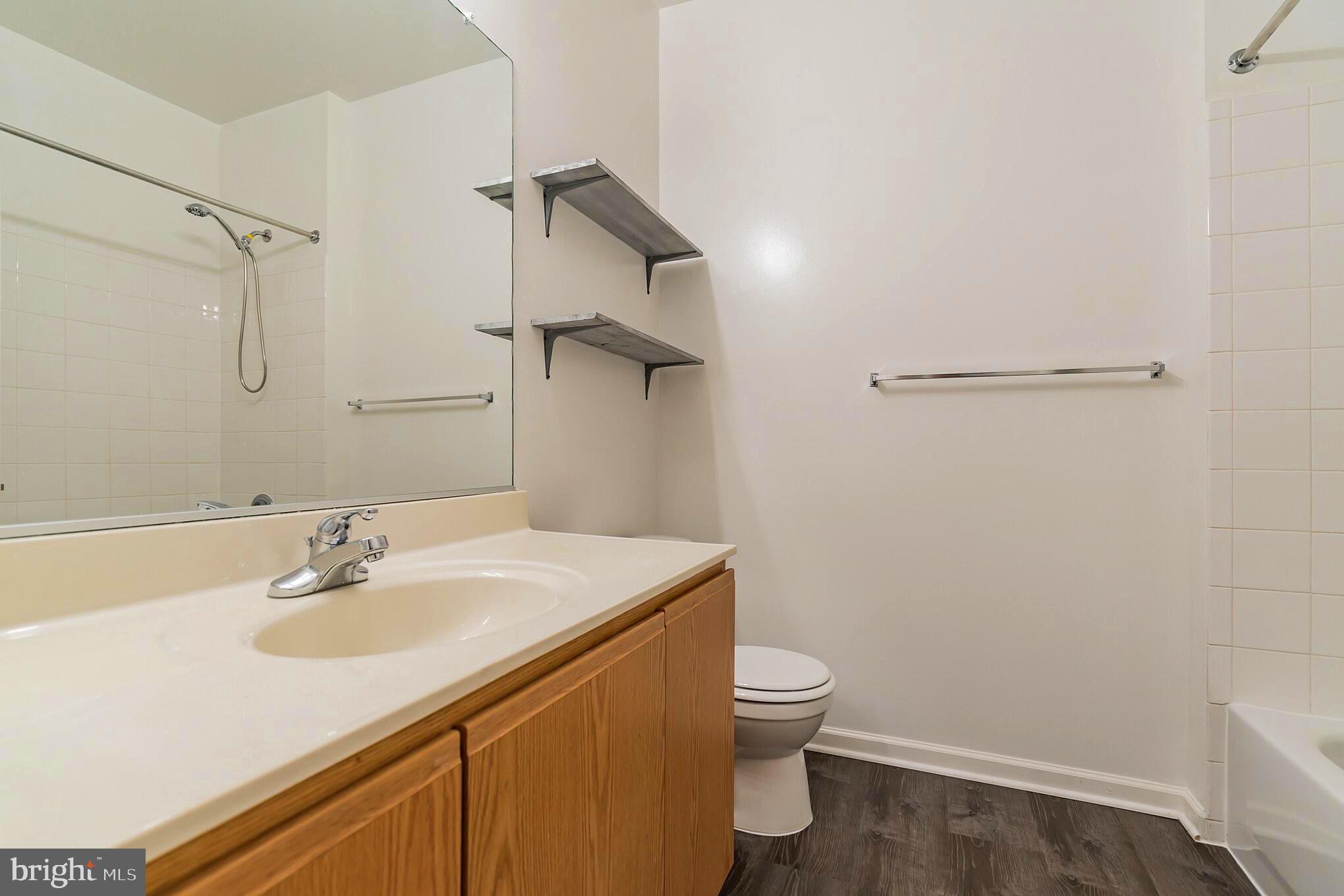 THE ADDISON AT ST PAUL - Residential