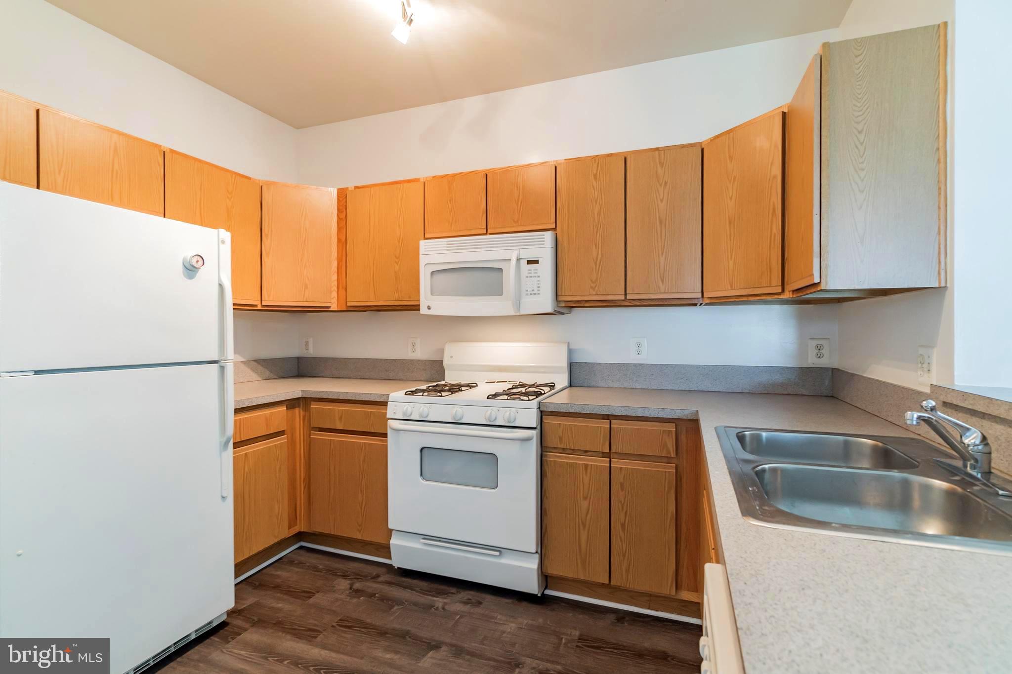 THE ADDISON AT ST PAUL - Residential