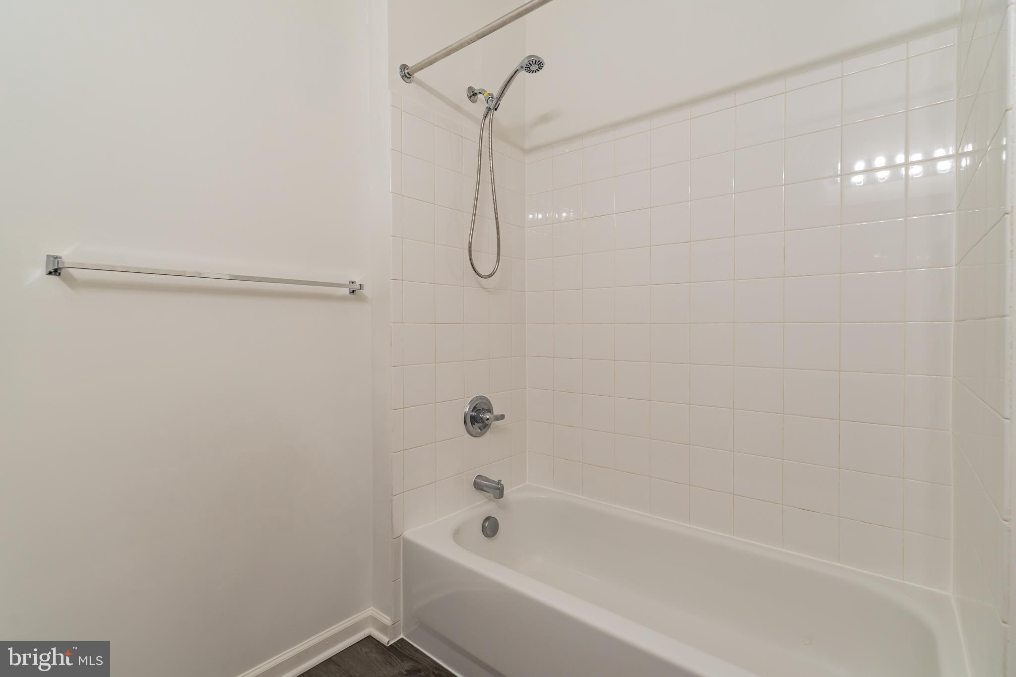 THE ADDISON AT ST PAUL - Residential