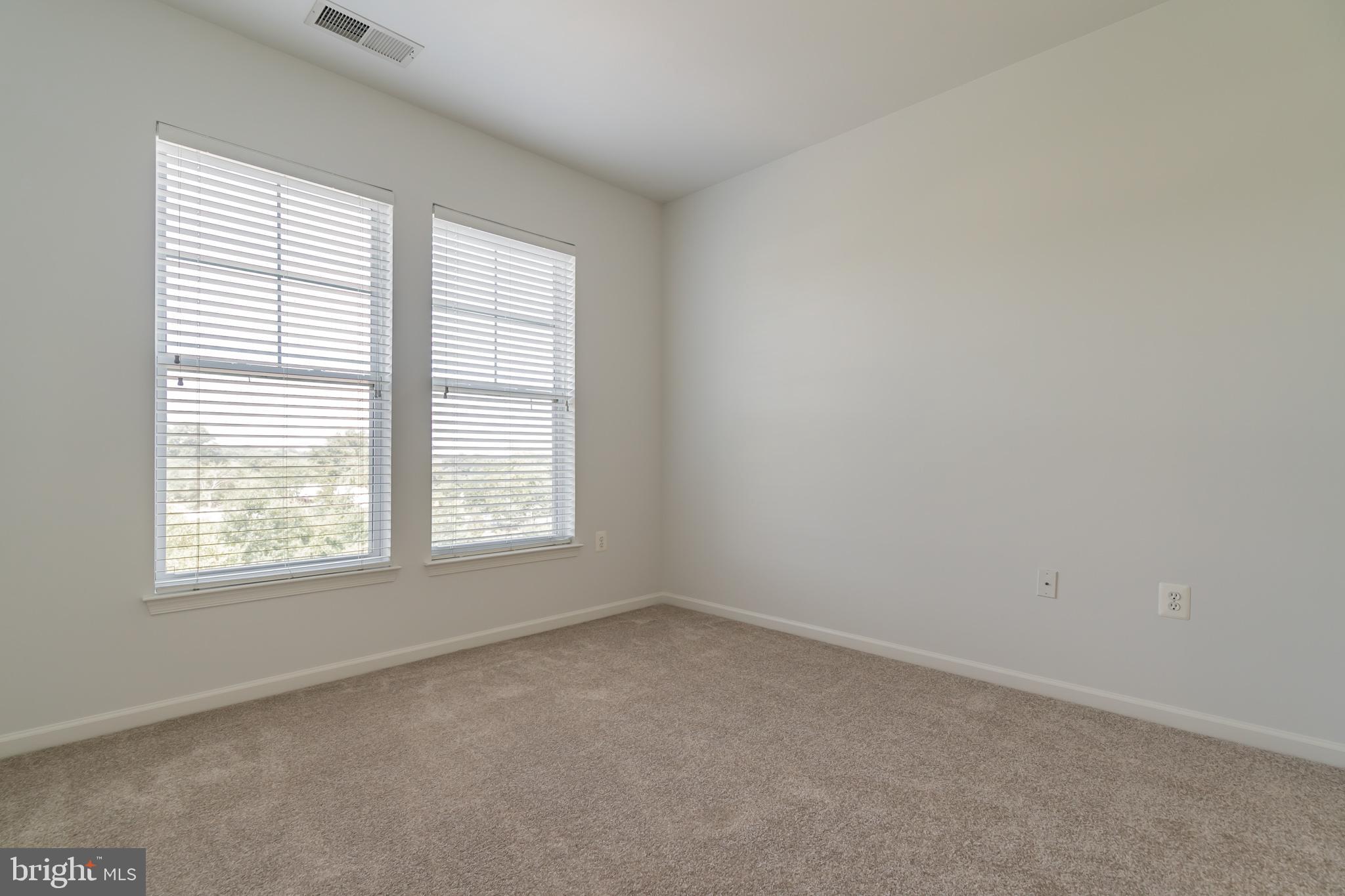 THE ADDISON AT ST PAUL - Residential