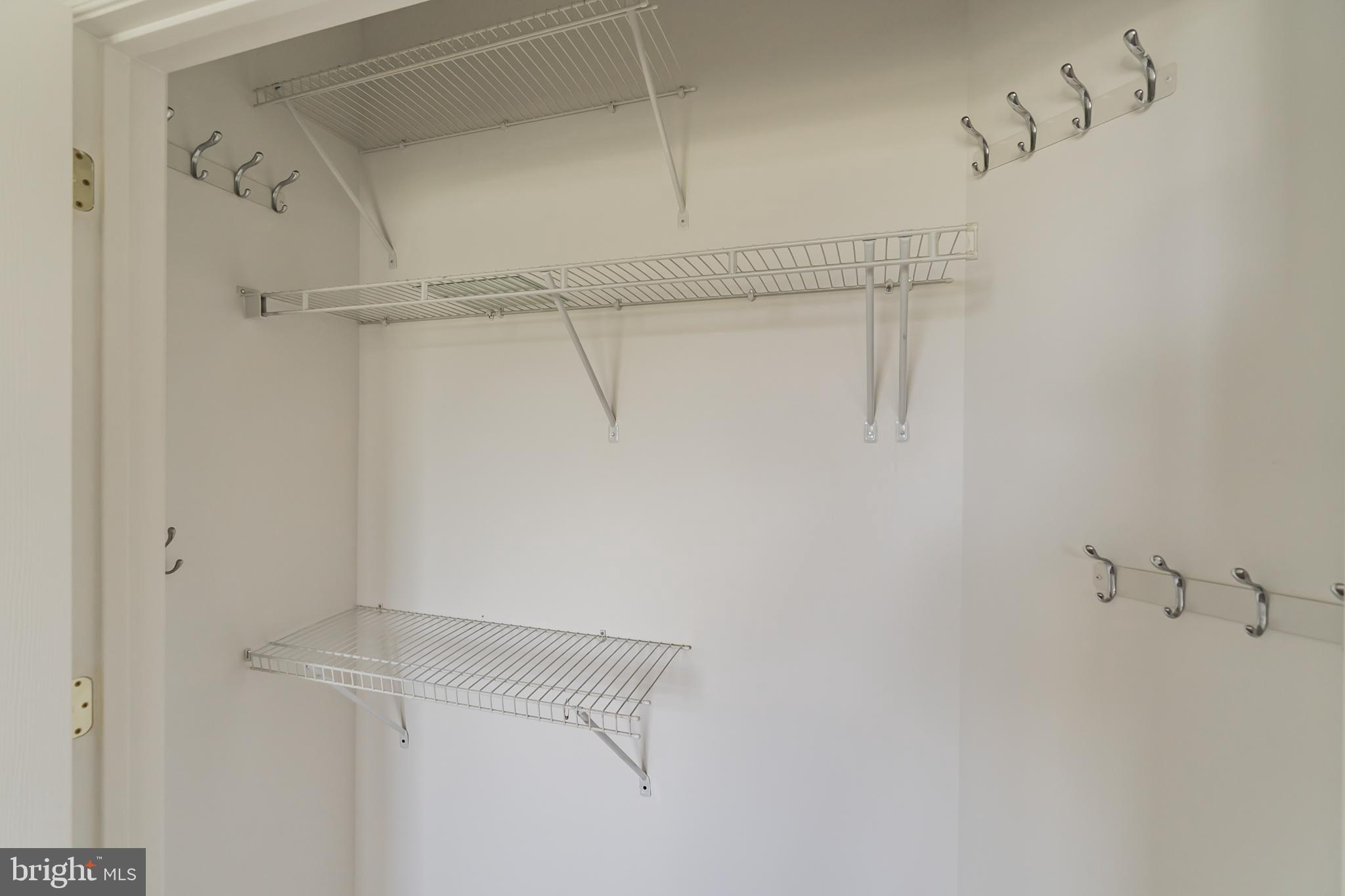 THE ADDISON AT ST PAUL - Residential