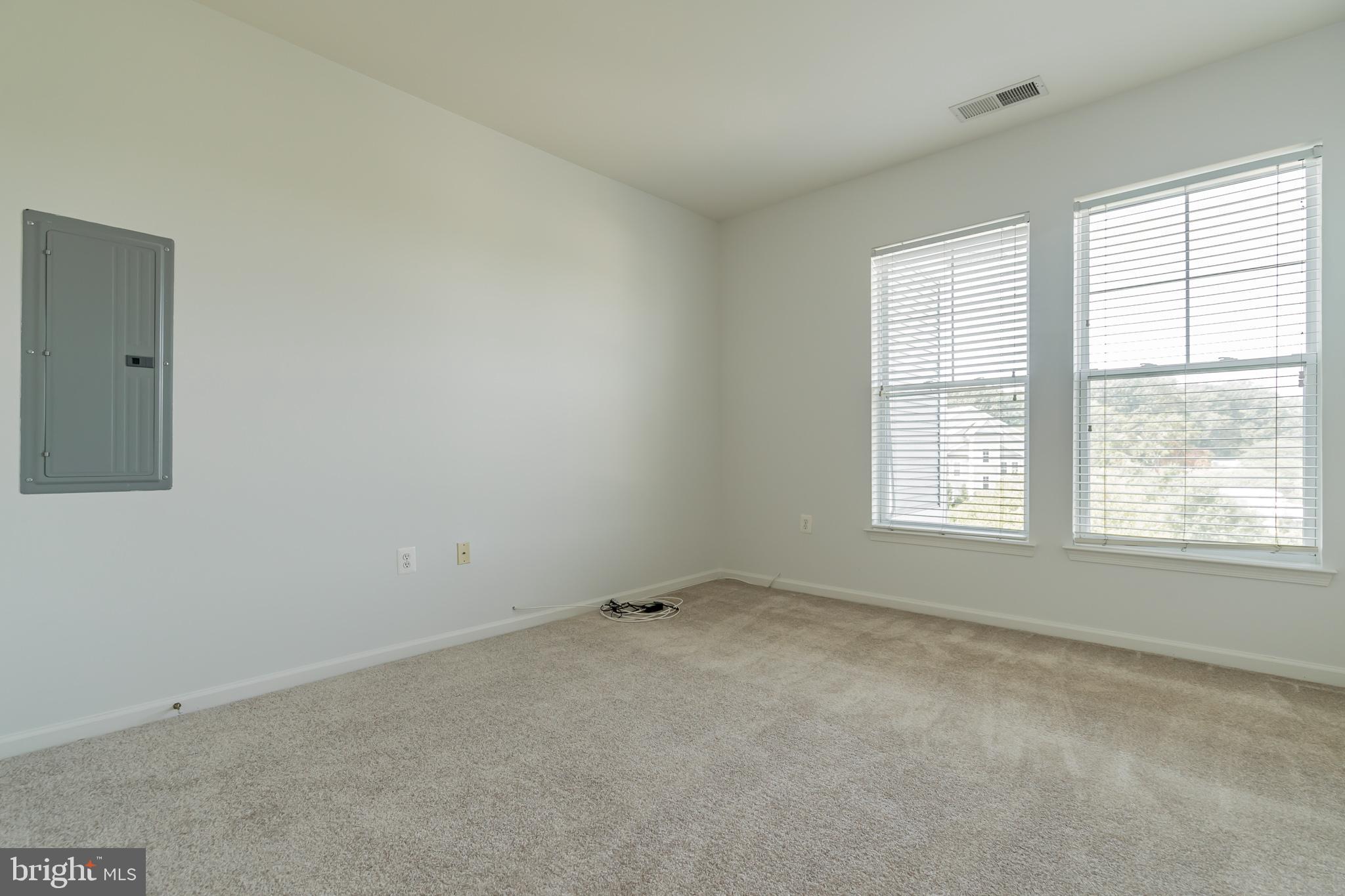 THE ADDISON AT ST PAUL - Residential