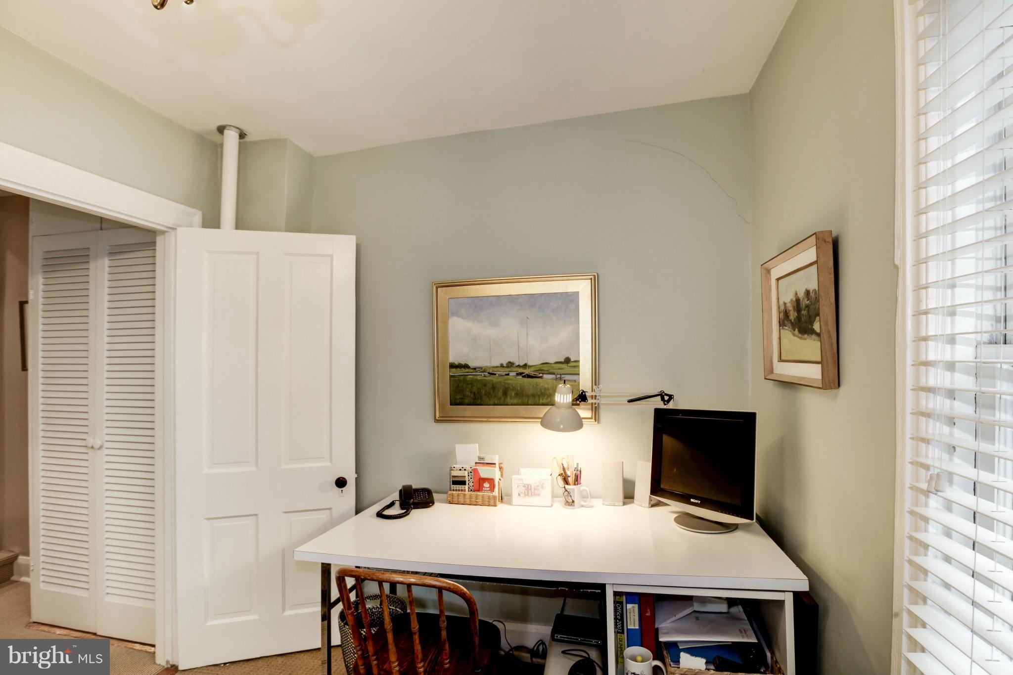 OLD TOWN ALEXANDRIA - Residential
