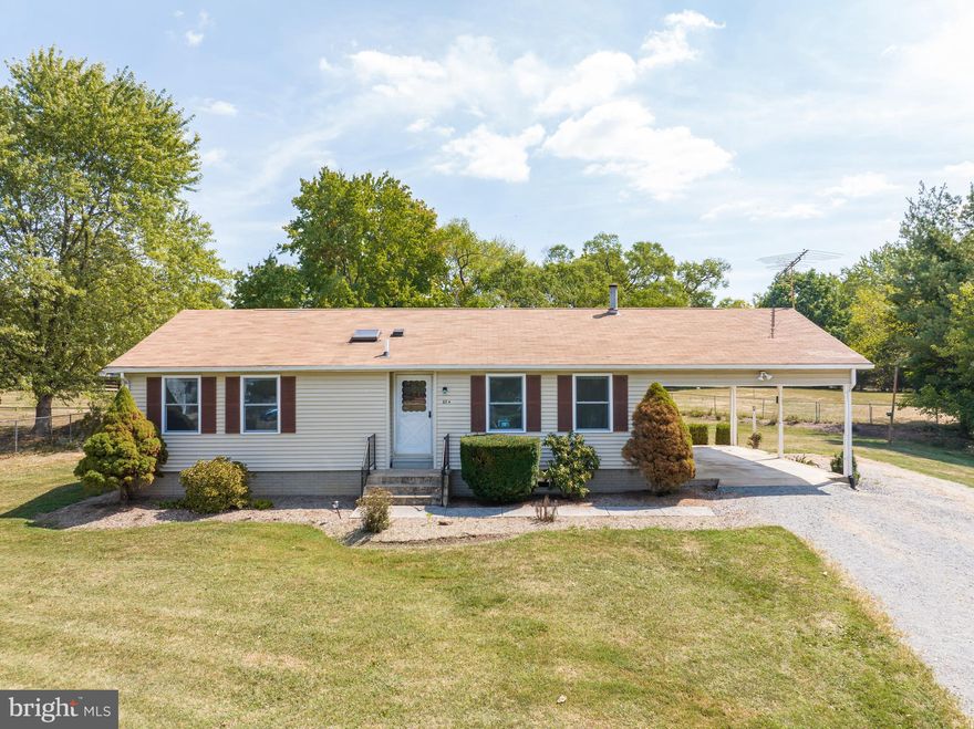 This charming ranch-style home on a large lot of 0.60 acres can provide ample outdoor space for various activities and landscaping possibilities. Outdoor shed for additional storage. The home features two bedrooms, providing comfortable living space. A large living room with a separate dining room for formal meals and gatherings. Enjoy the eat-in kitchen while overlooking the back yard and wildlife through your large bay window. The main level also presents with two full bathrooms. The basement is finished and includes two recreational rooms, which can be used for various purposes such as a family room, game room, or home theater. There's an additional full bathroom in the basement, which adds convenience for those using the basement space. The additional kitchen in the basement can be very useful for various purposes while entertaining your guests. There's also an unfinished area in the basement, providing ample room for storage and potentially serving as a workshop or hobby area. Lastly, the home features a wonderful carport, big enough for one car. Utterback Division- NO HOA.  Priced below appraised value!
Property being SOLD AS-IS.