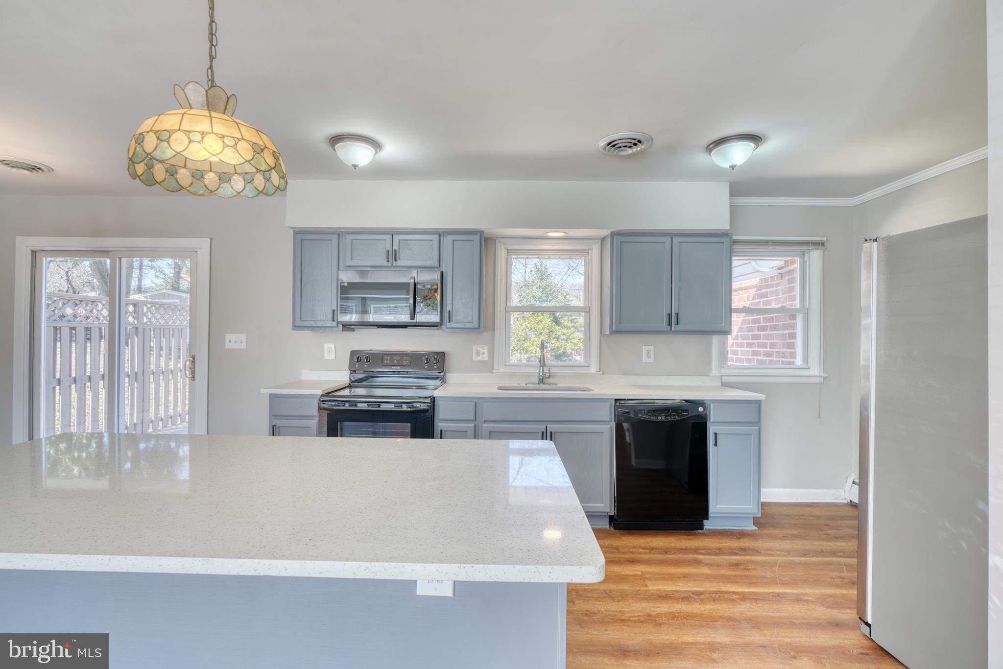 CAMPUS HILLS - Residential