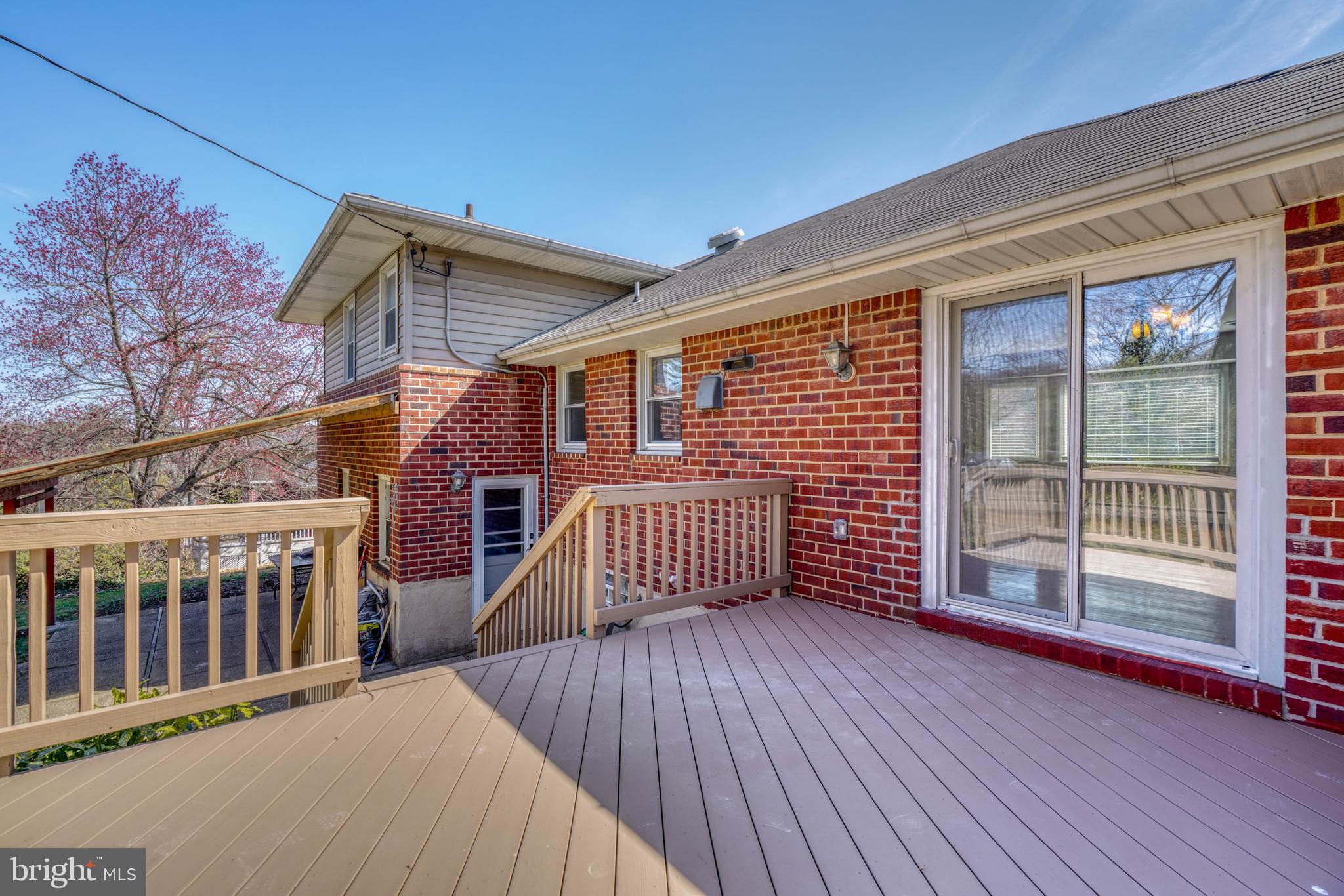 CAMPUS HILLS - Residential