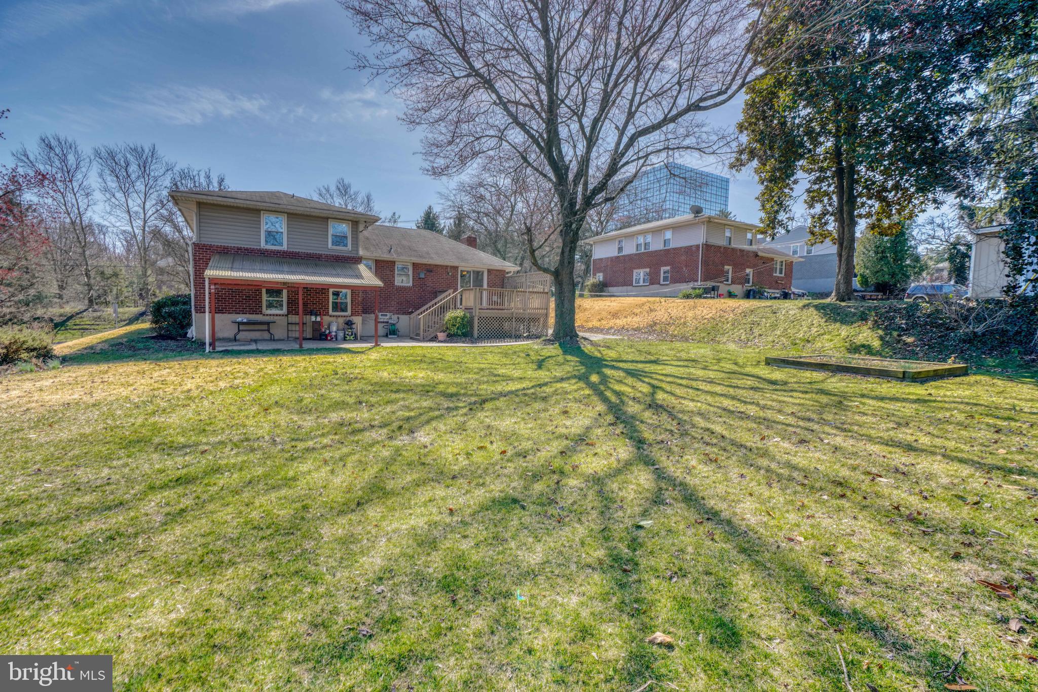 CAMPUS HILLS - Residential