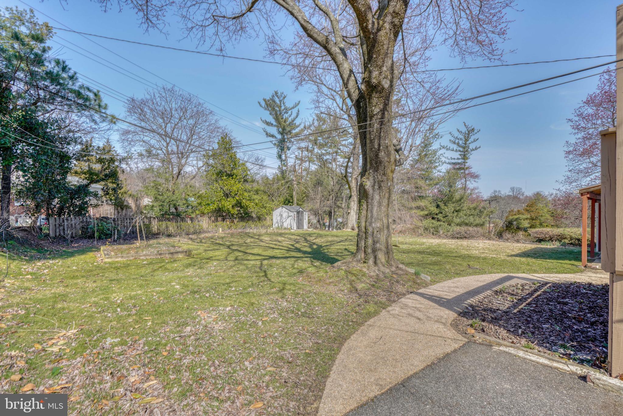 CAMPUS HILLS - Residential