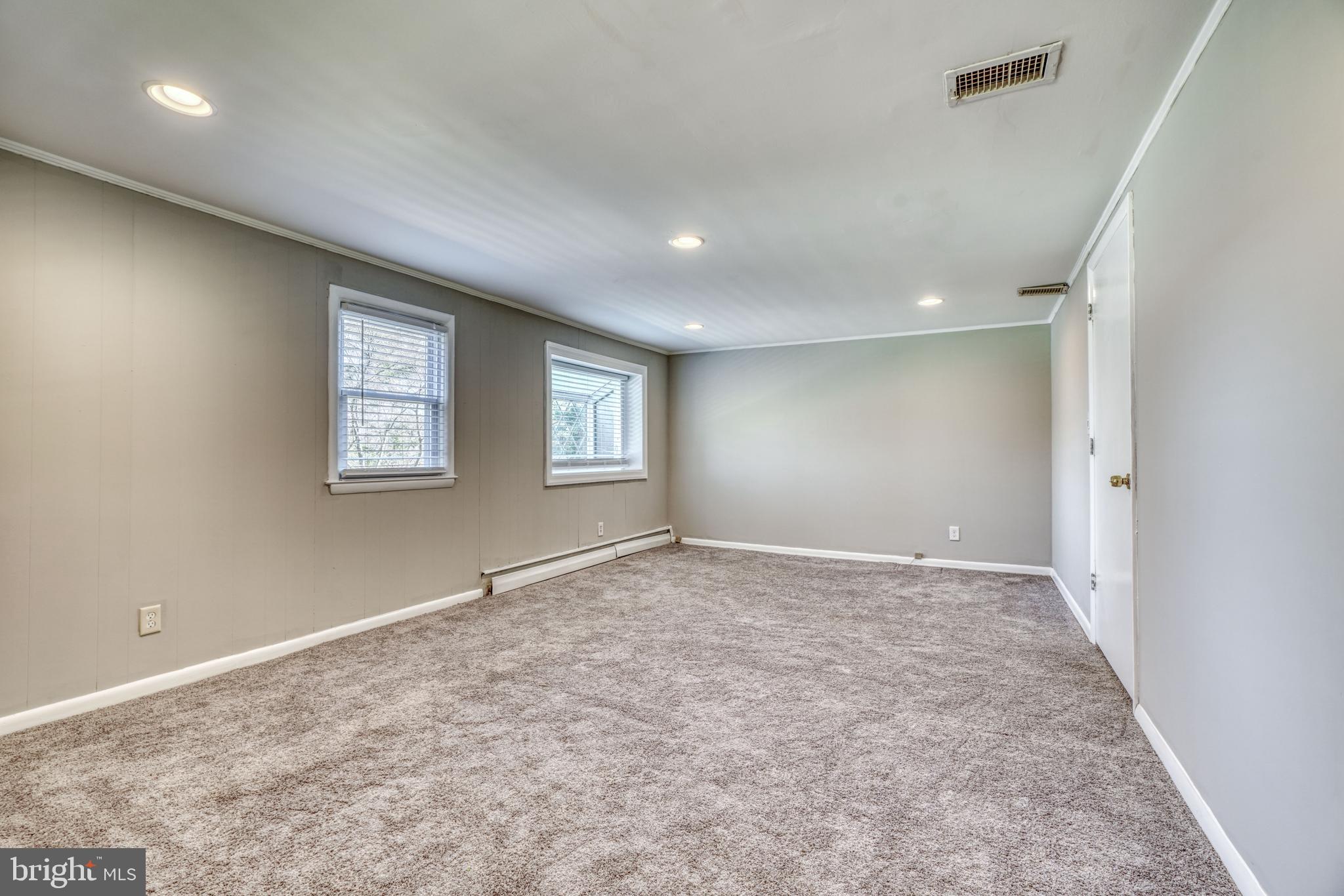 CAMPUS HILLS - Residential