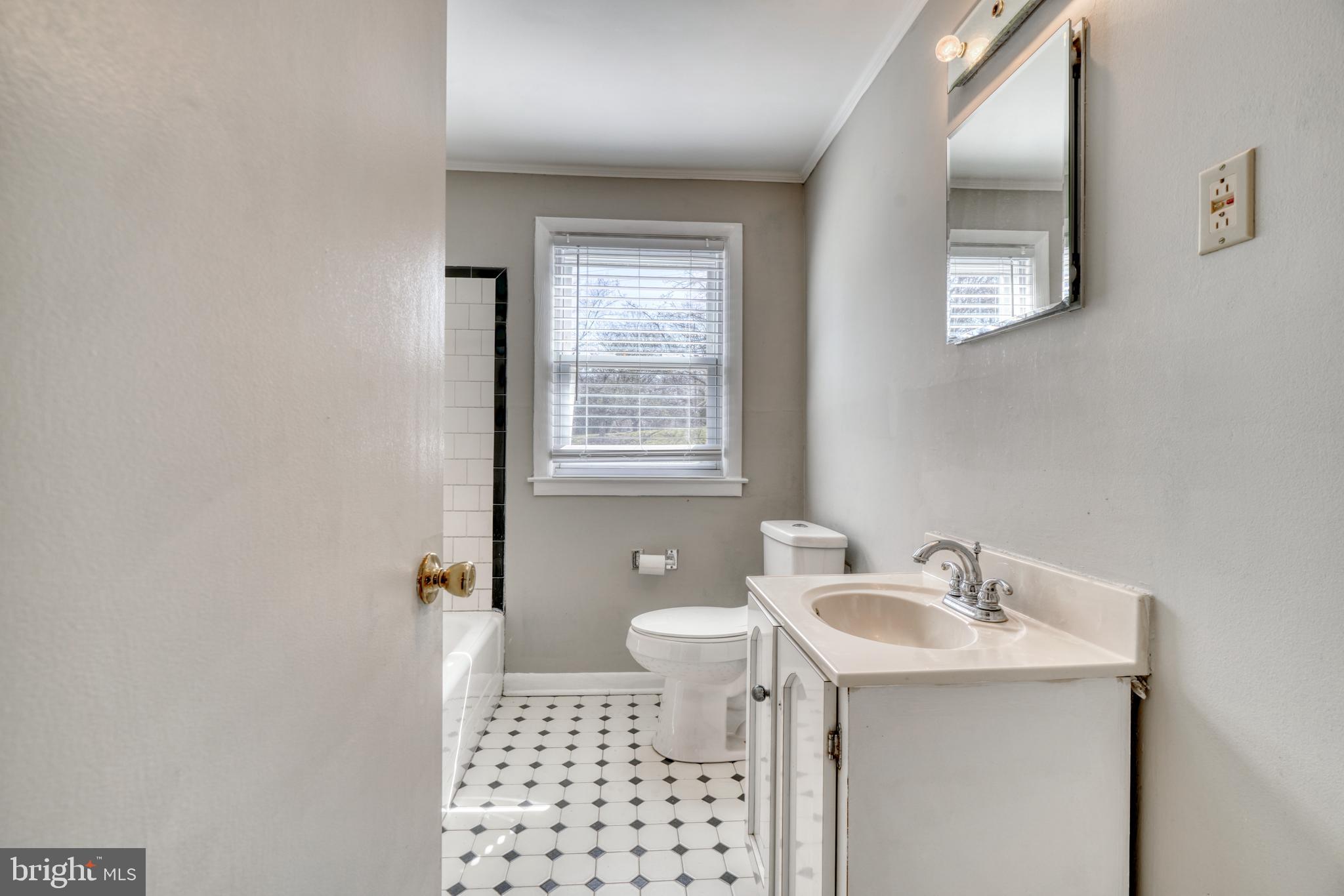 CAMPUS HILLS - Residential