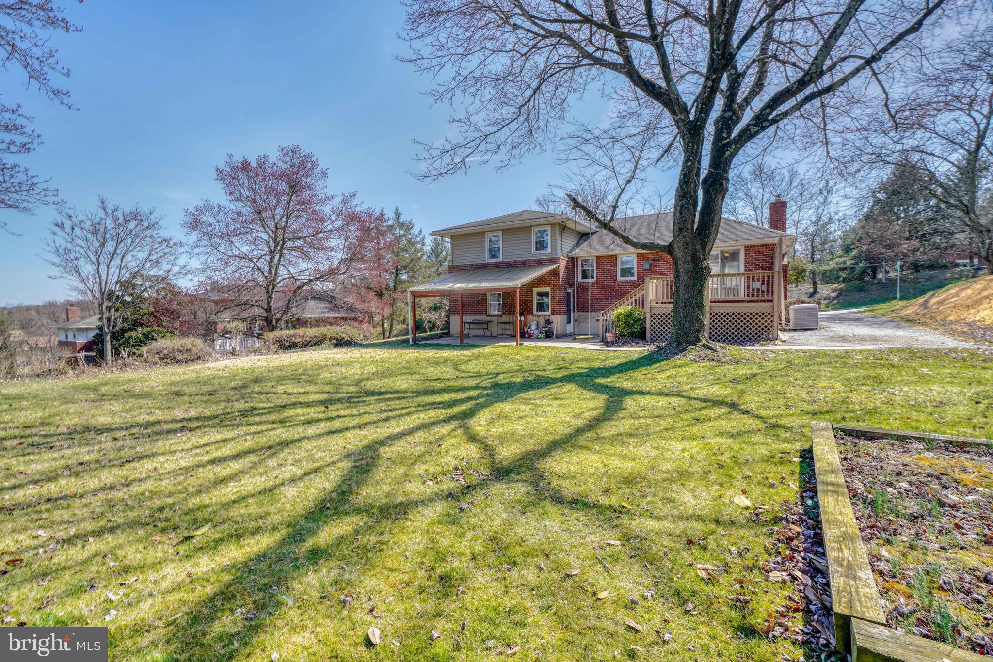 CAMPUS HILLS - Residential