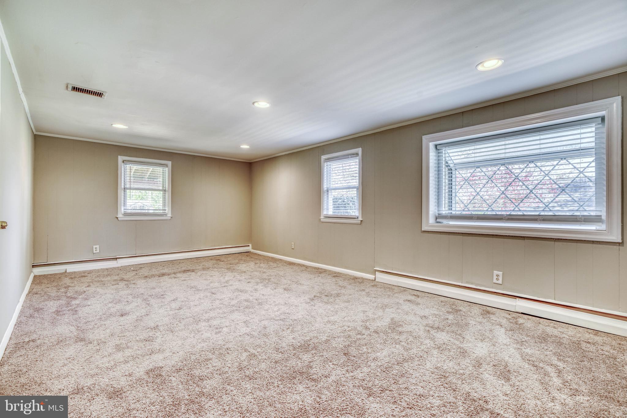 CAMPUS HILLS - Residential