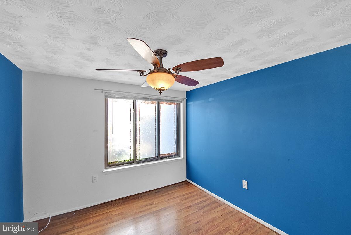 FARMINGDALE - Residential Lease