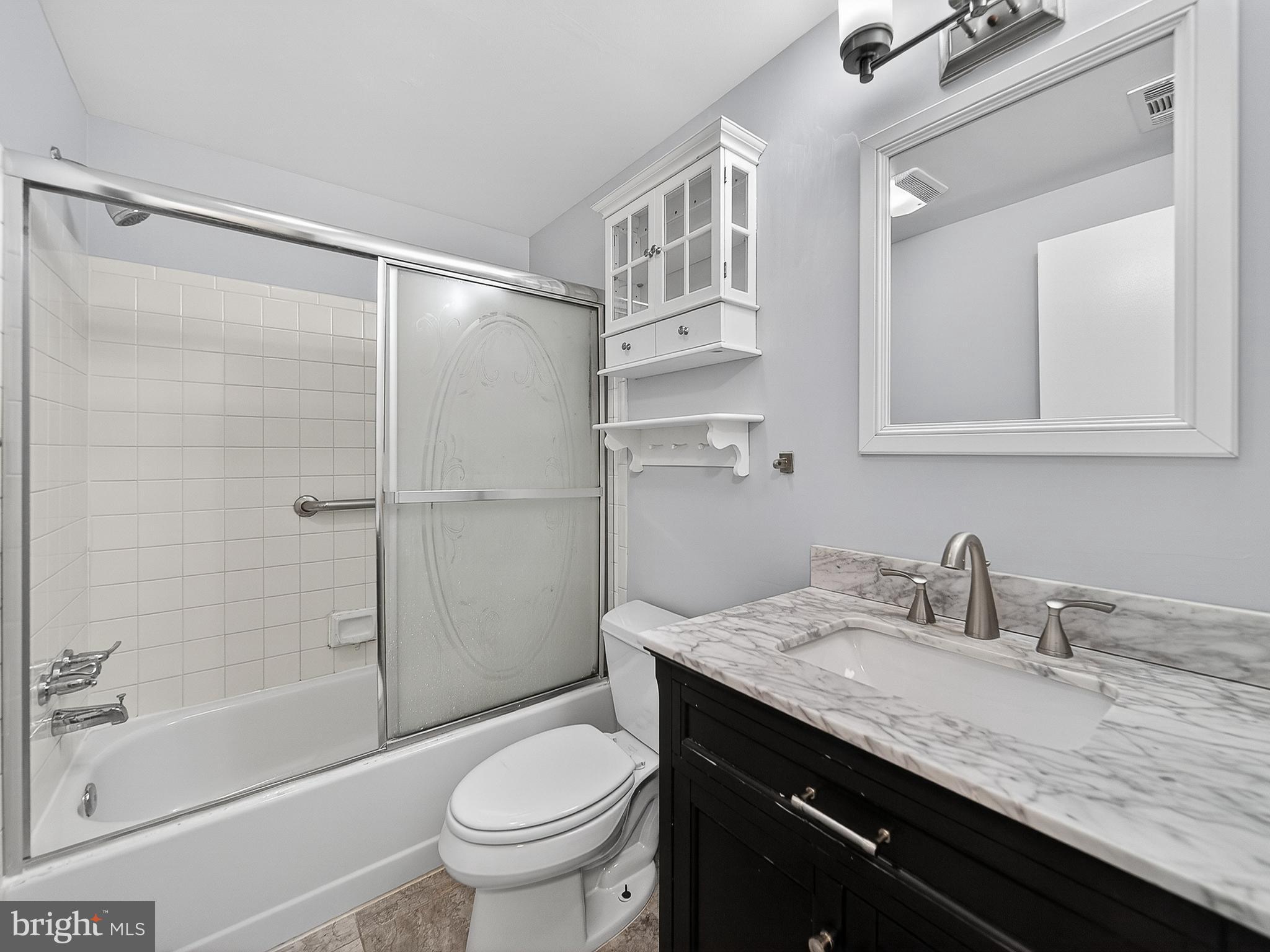 FARMINGDALE - Residential Lease