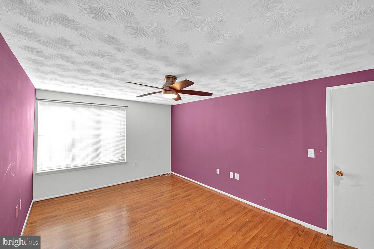 FARMINGDALE - Residential Lease