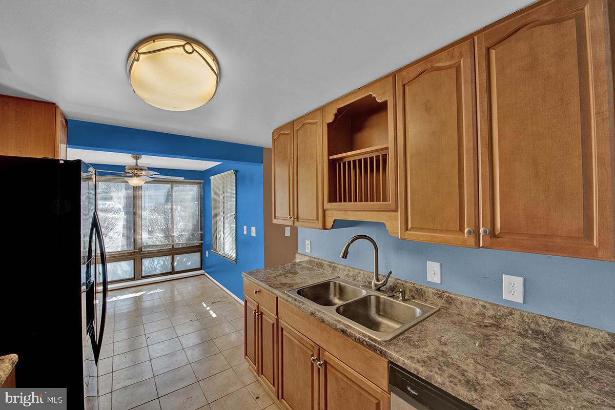 FARMINGDALE - Residential Lease