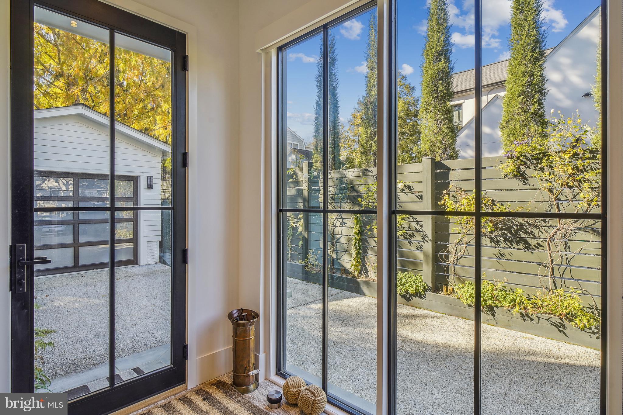 CHEVY CHASE - Residential