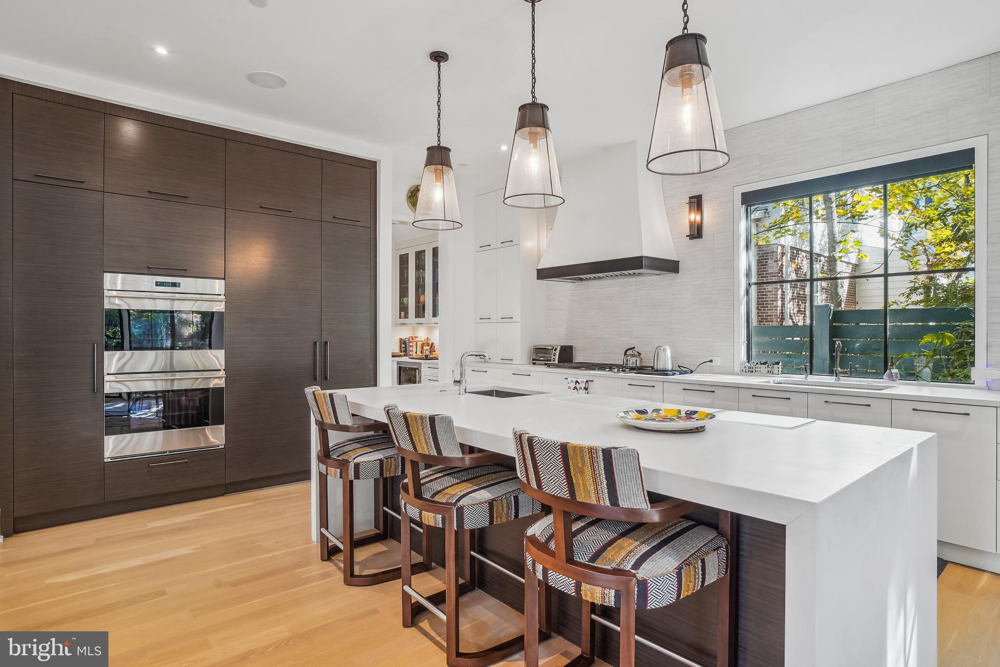 CHEVY CHASE - Residential