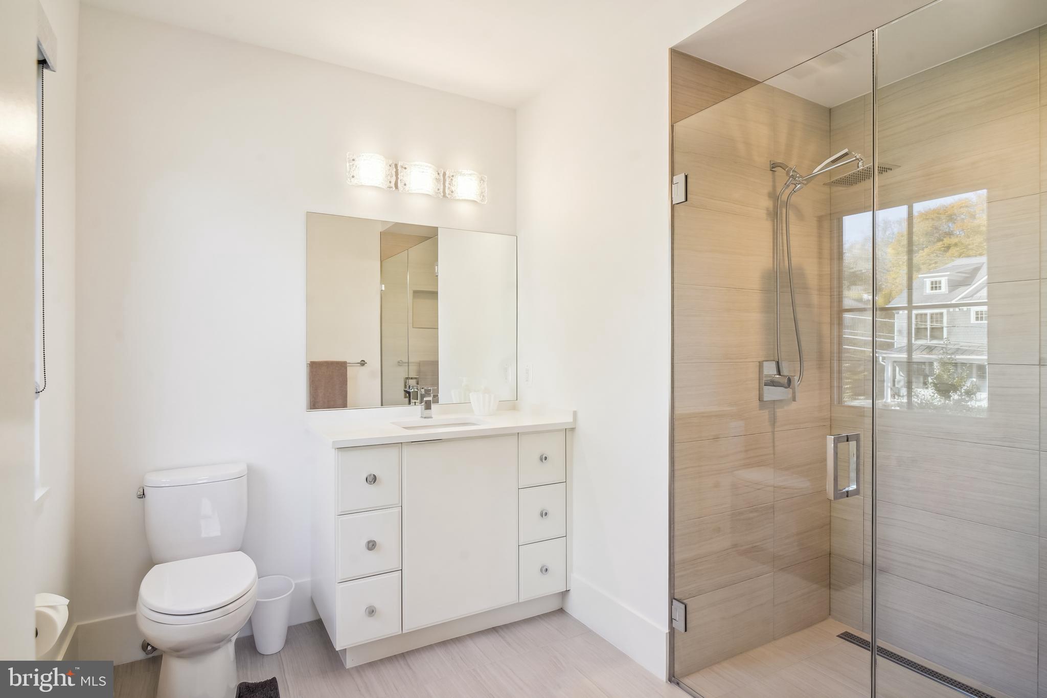 CHEVY CHASE - Residential