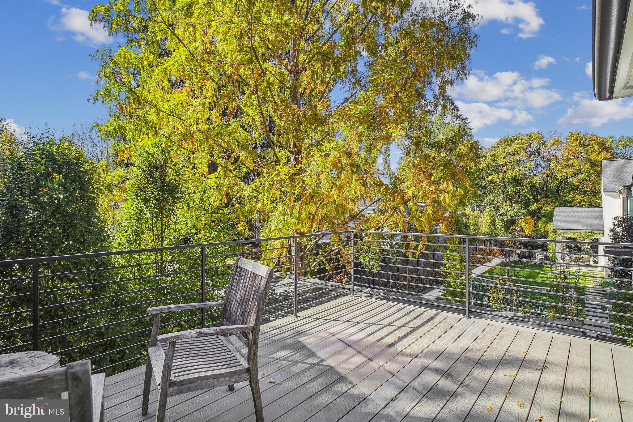 CHEVY CHASE - Residential