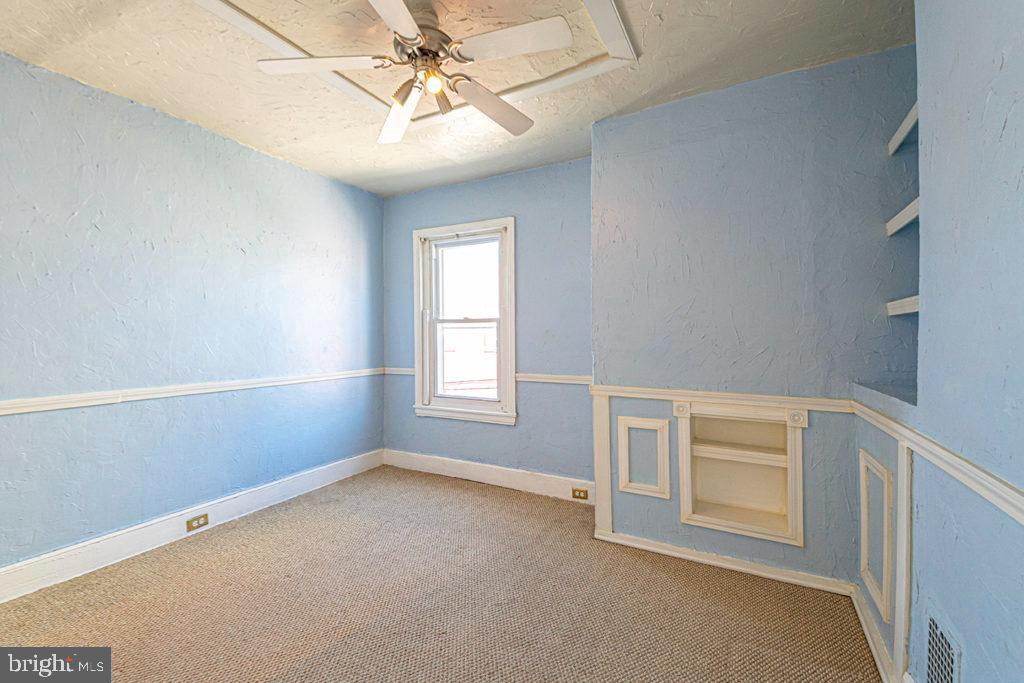 POINT BREEZE - Residential