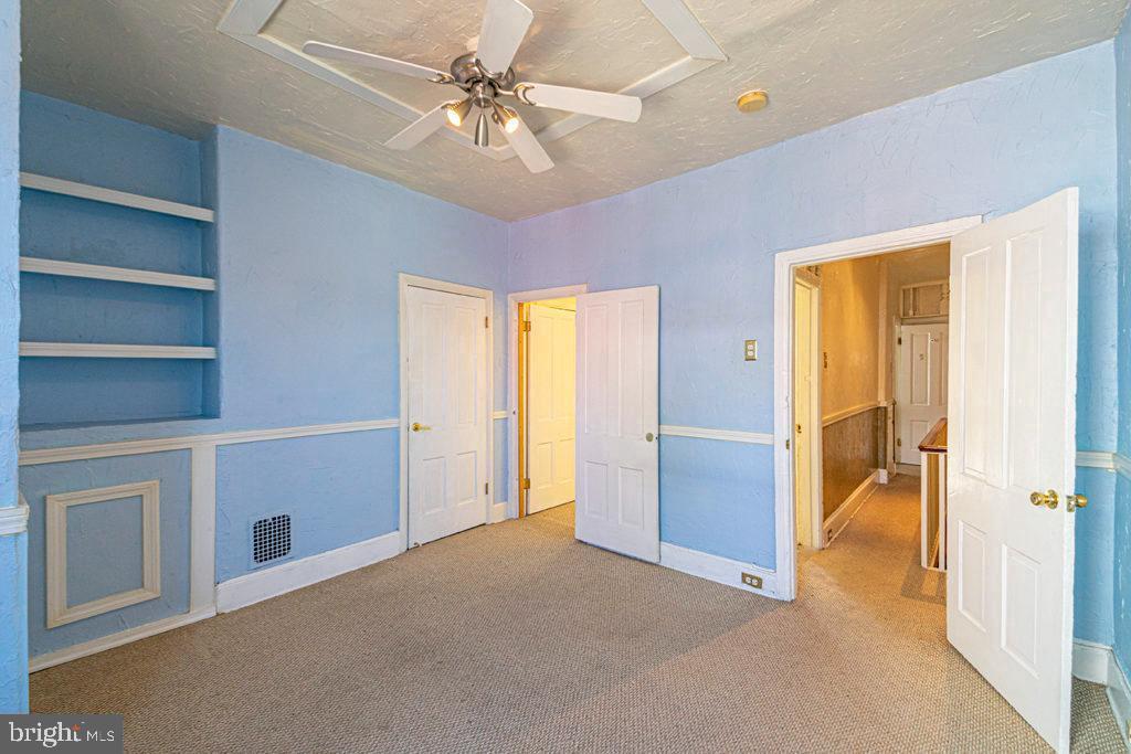 POINT BREEZE - Residential