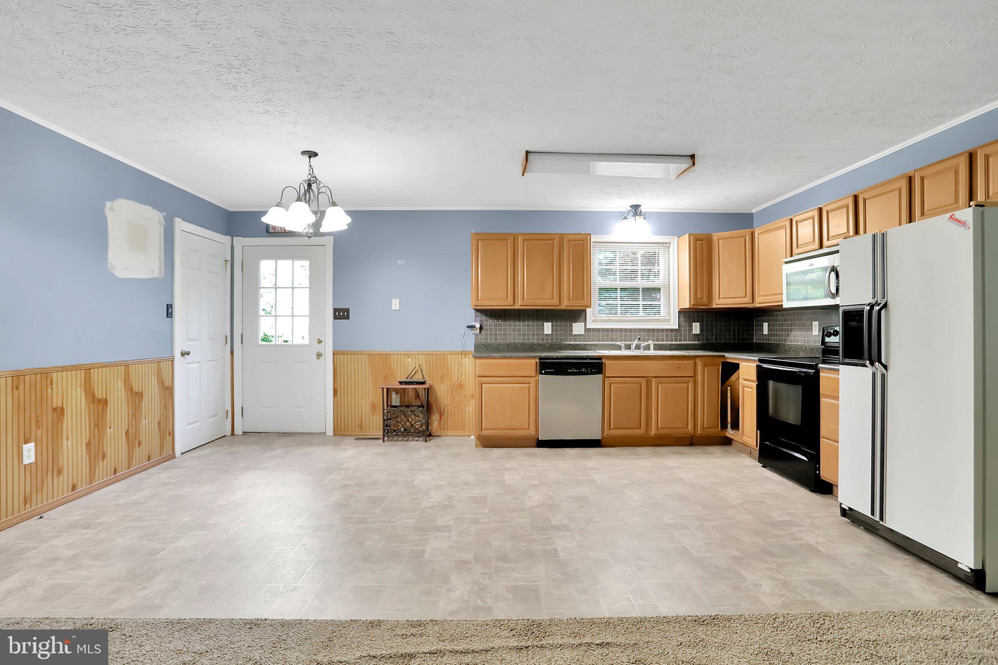 MINE MOUNTAIN - Residential