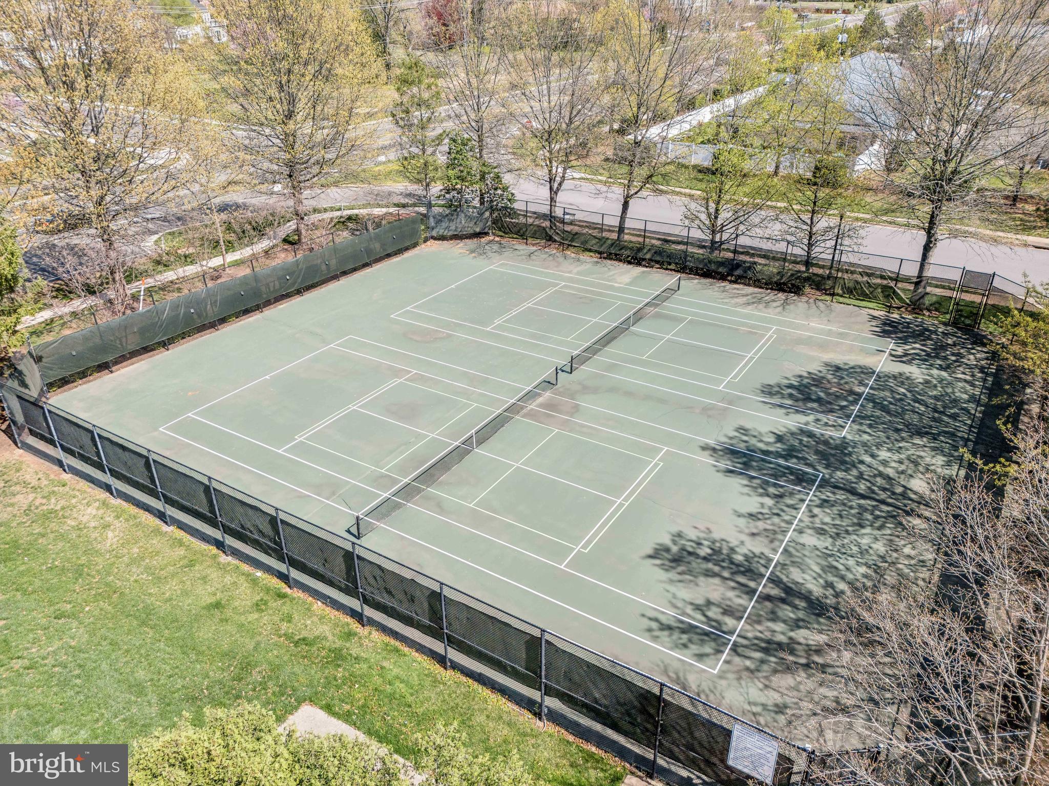 GREENHILL CROSSING - Residential