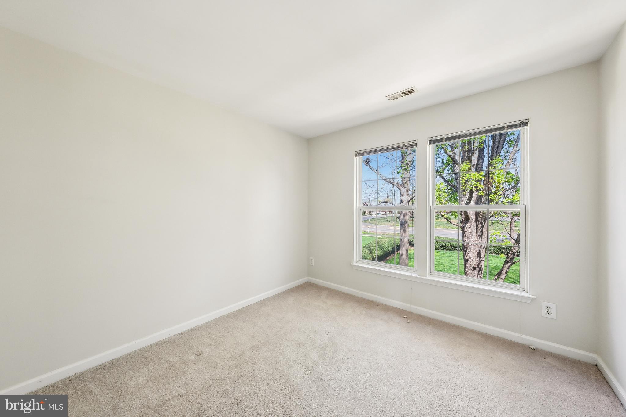 GREENHILL CROSSING - Residential