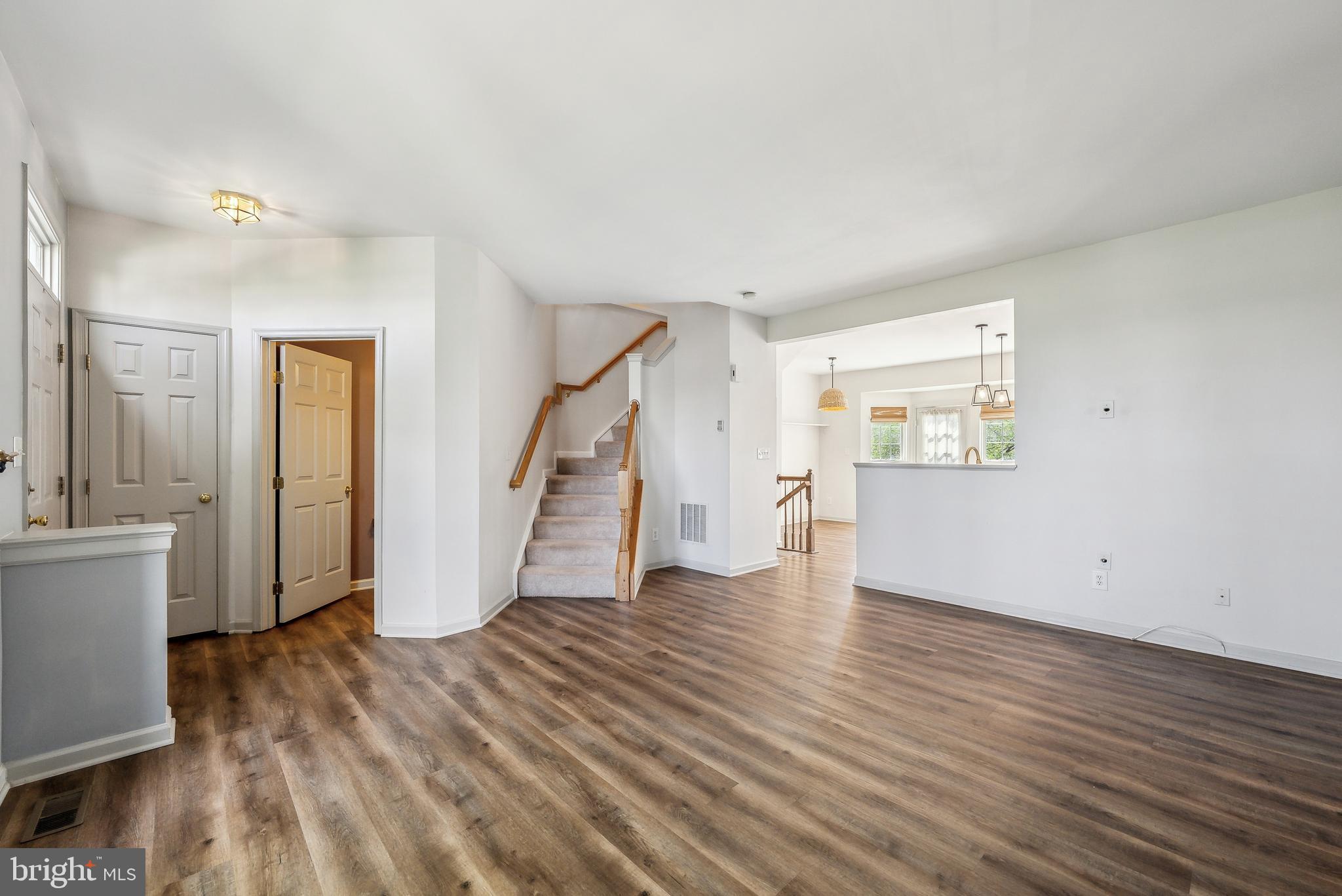 GREENHILL CROSSING - Residential