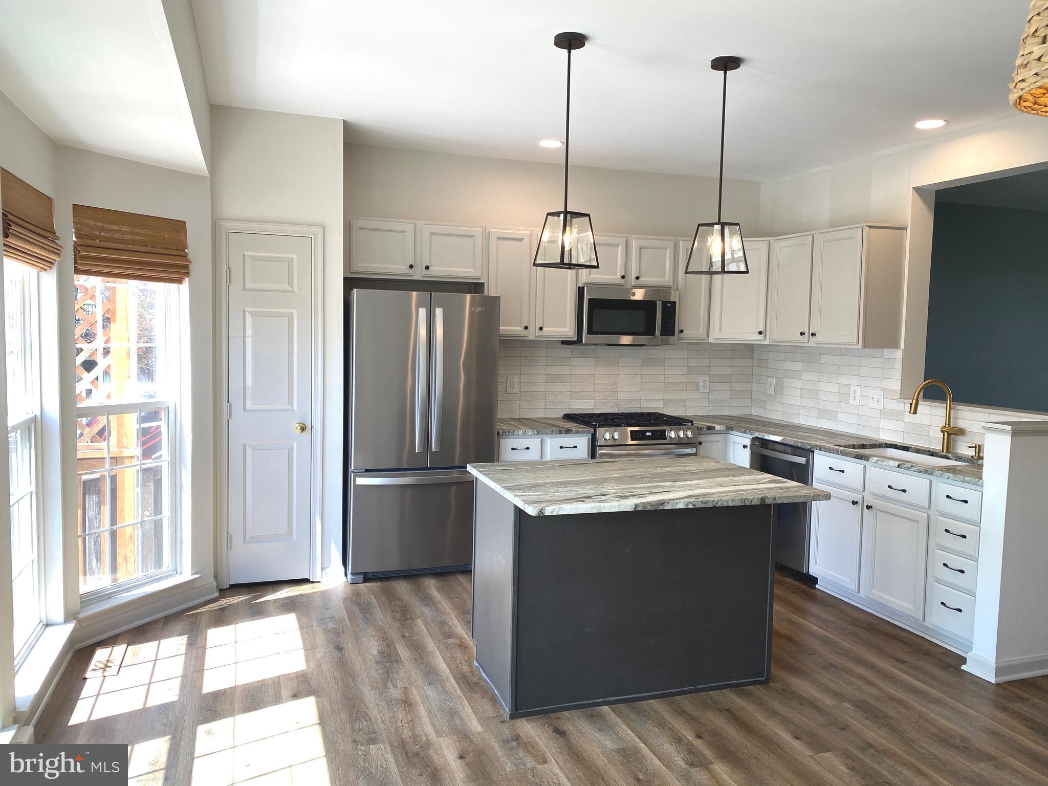 GREENHILL CROSSING - Residential