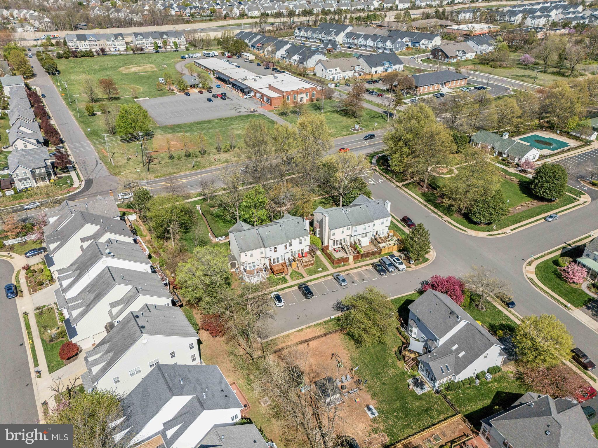 GREENHILL CROSSING - Residential