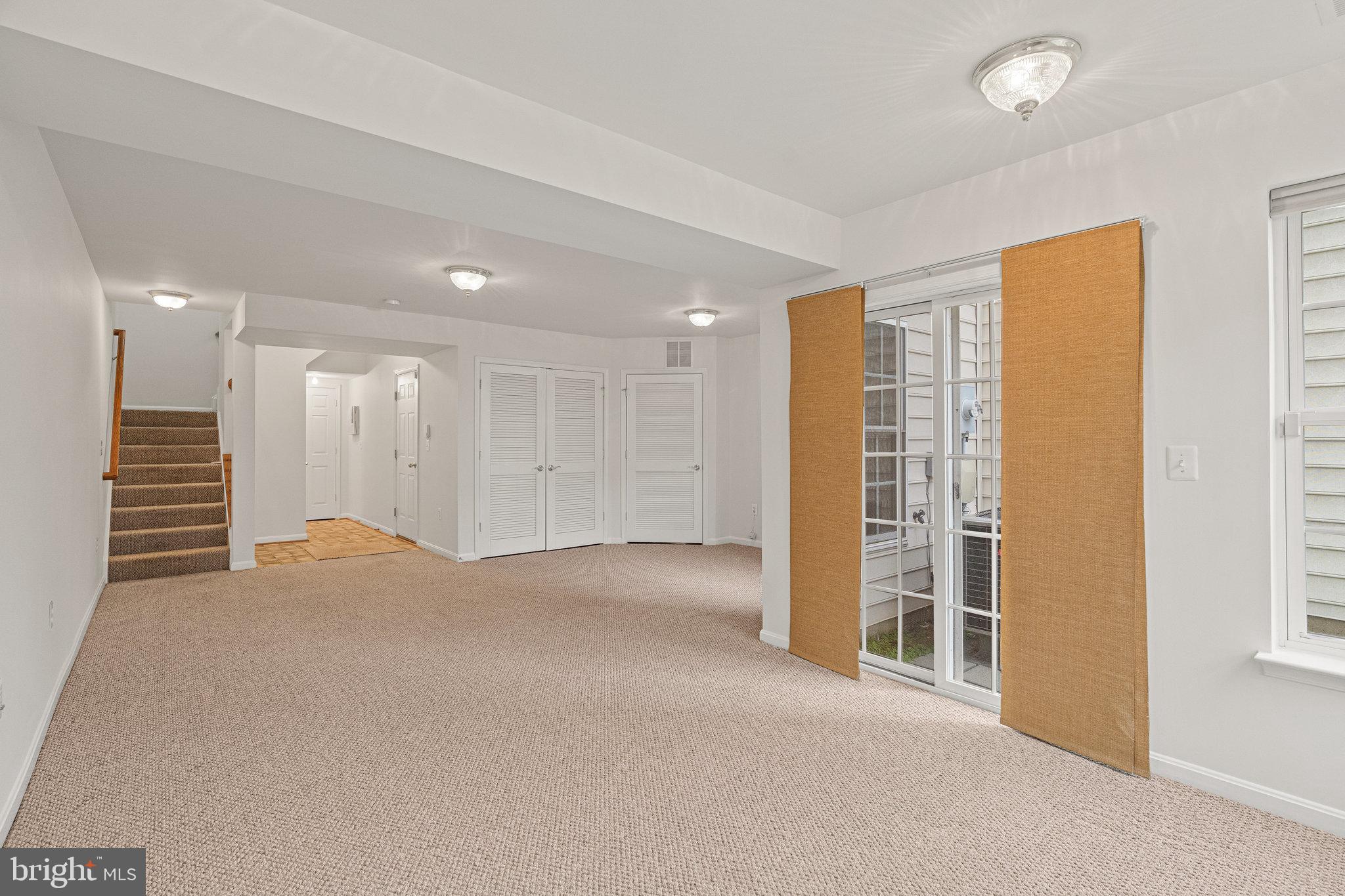 TOWNES AT COMPTON FARM - Residential