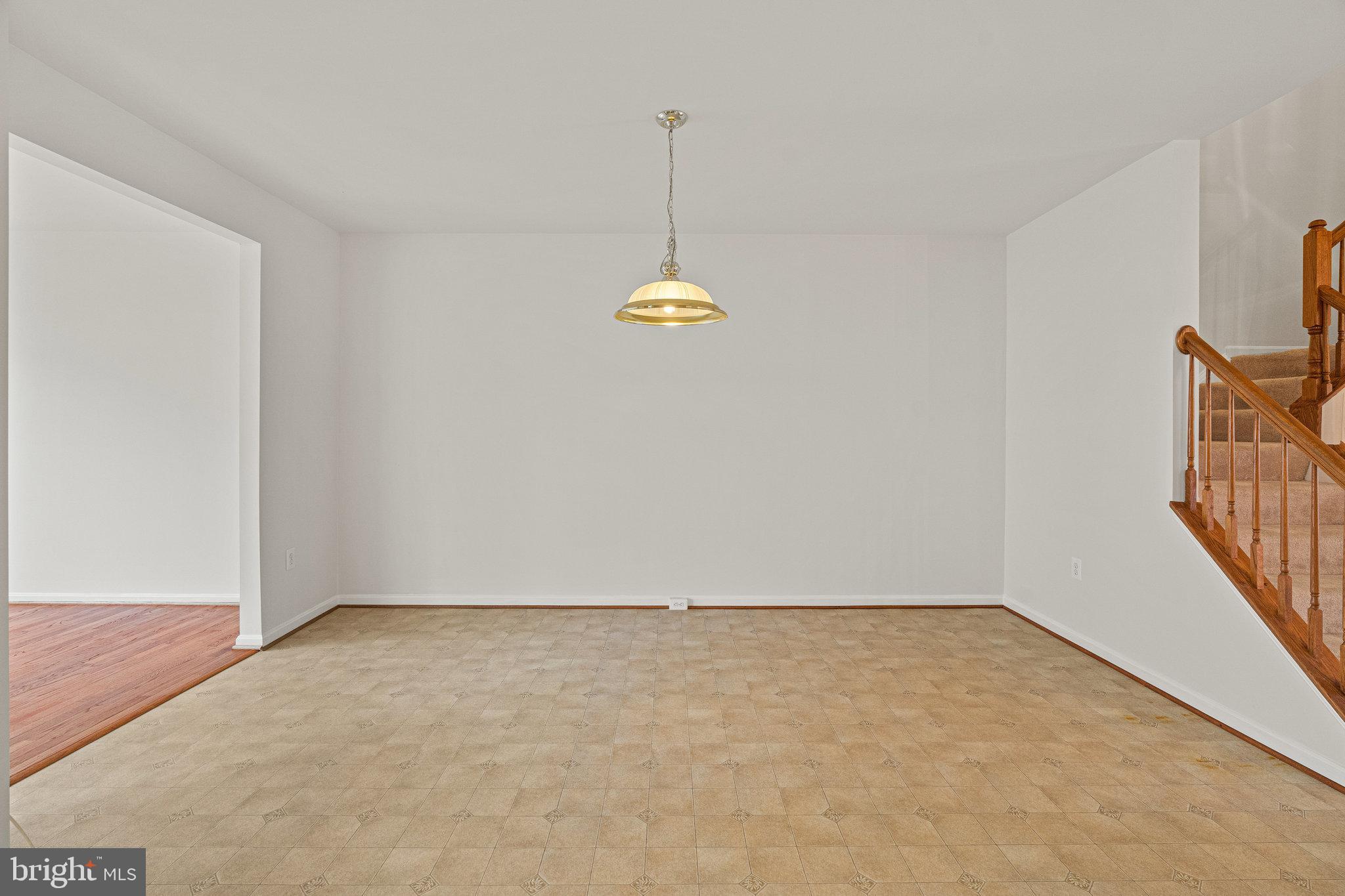 TOWNES AT COMPTON FARM - Residential