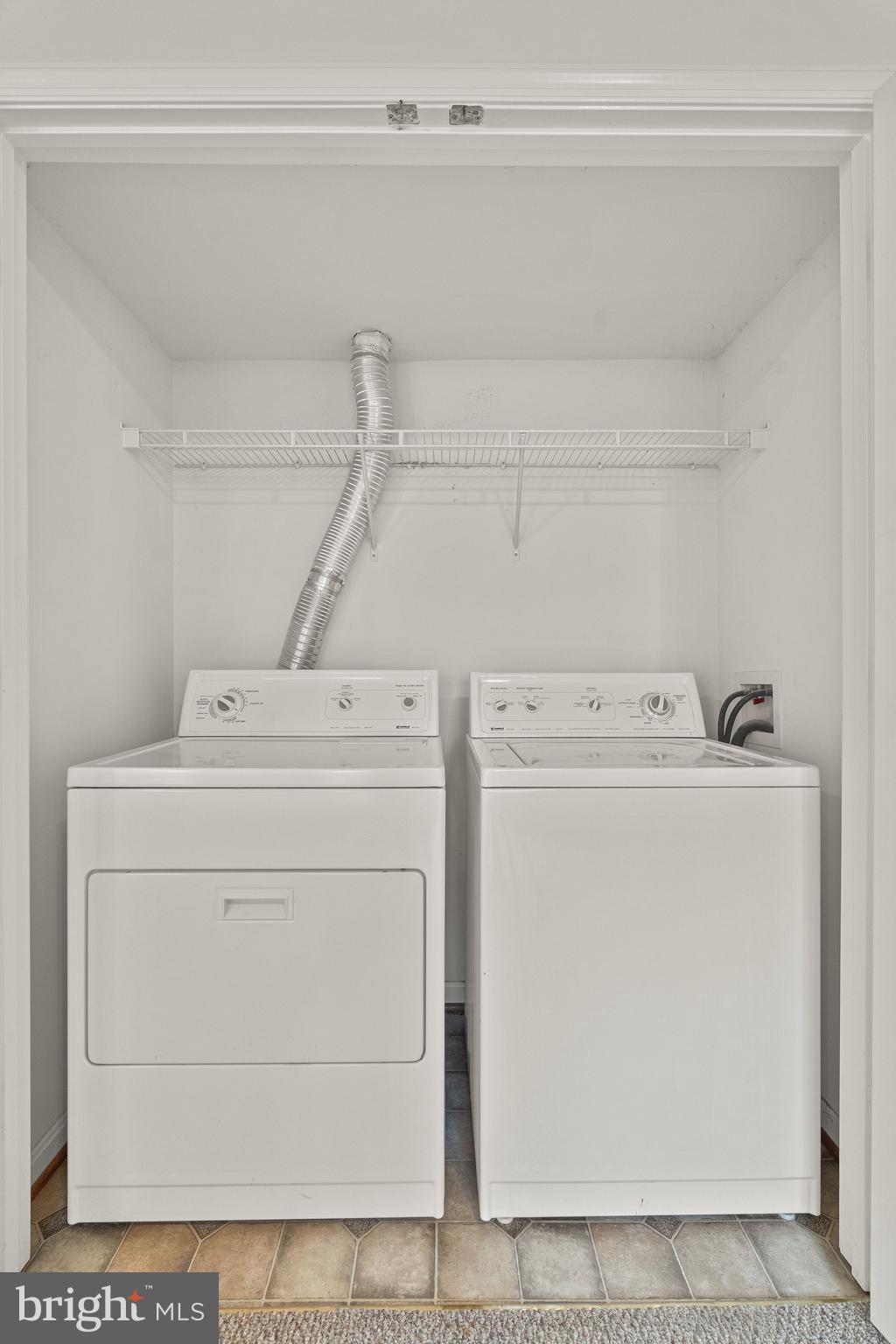 TOWNES AT COMPTON FARM - Residential