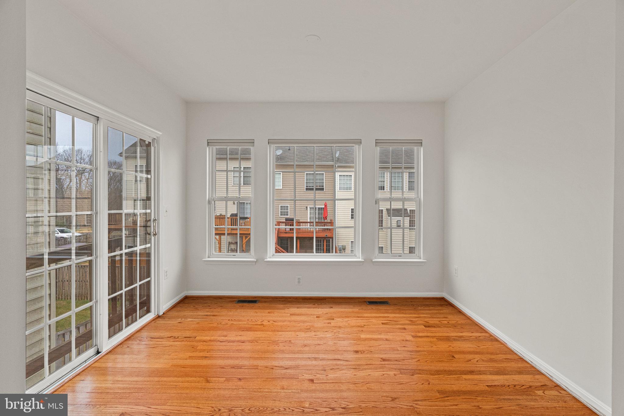 TOWNES AT COMPTON FARM - Residential