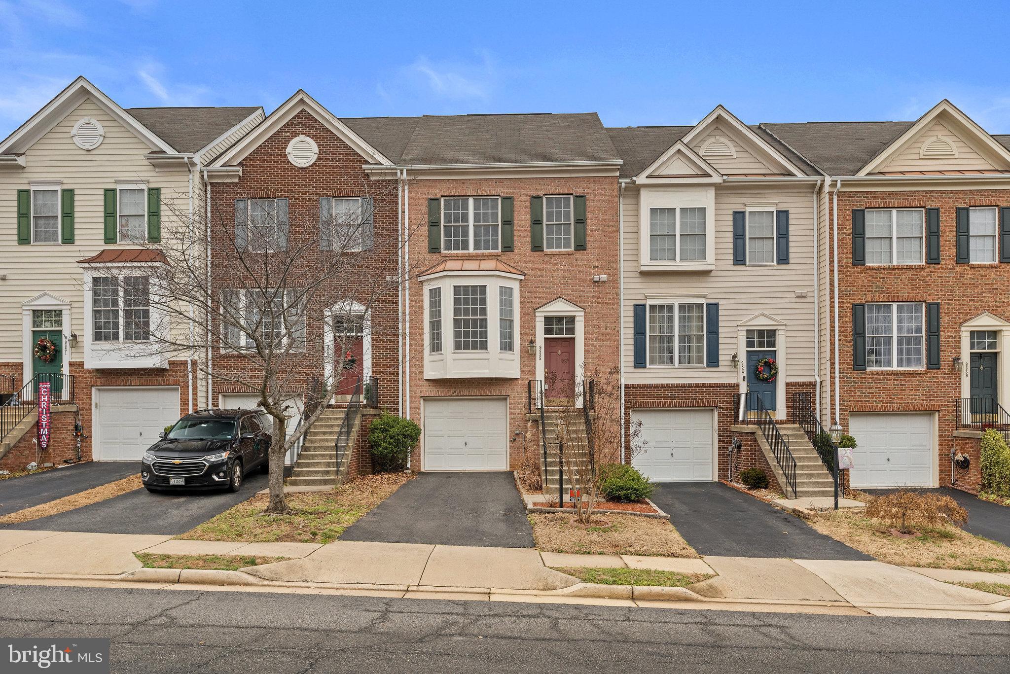 TOWNES AT COMPTON FARM - Residential