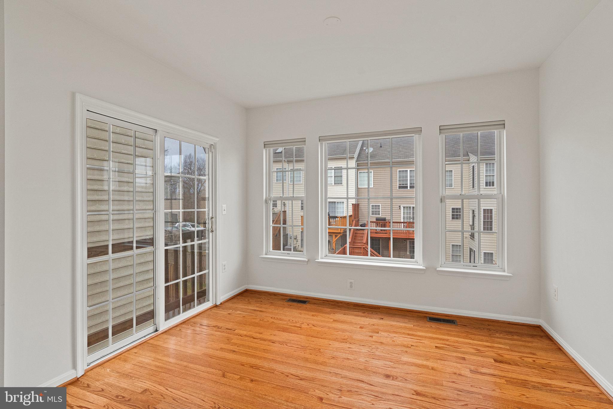 TOWNES AT COMPTON FARM - Residential