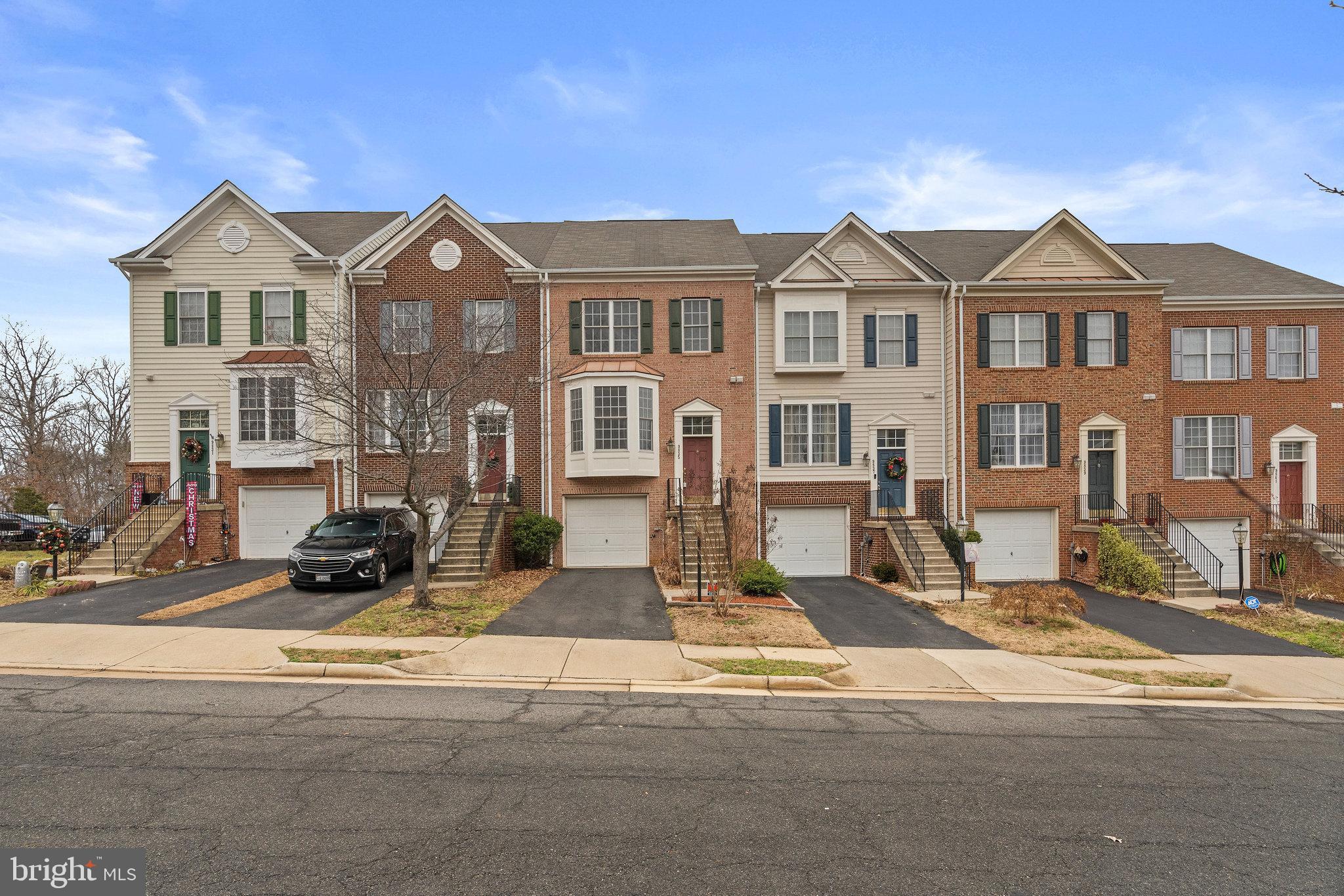 TOWNES AT COMPTON FARM - Residential