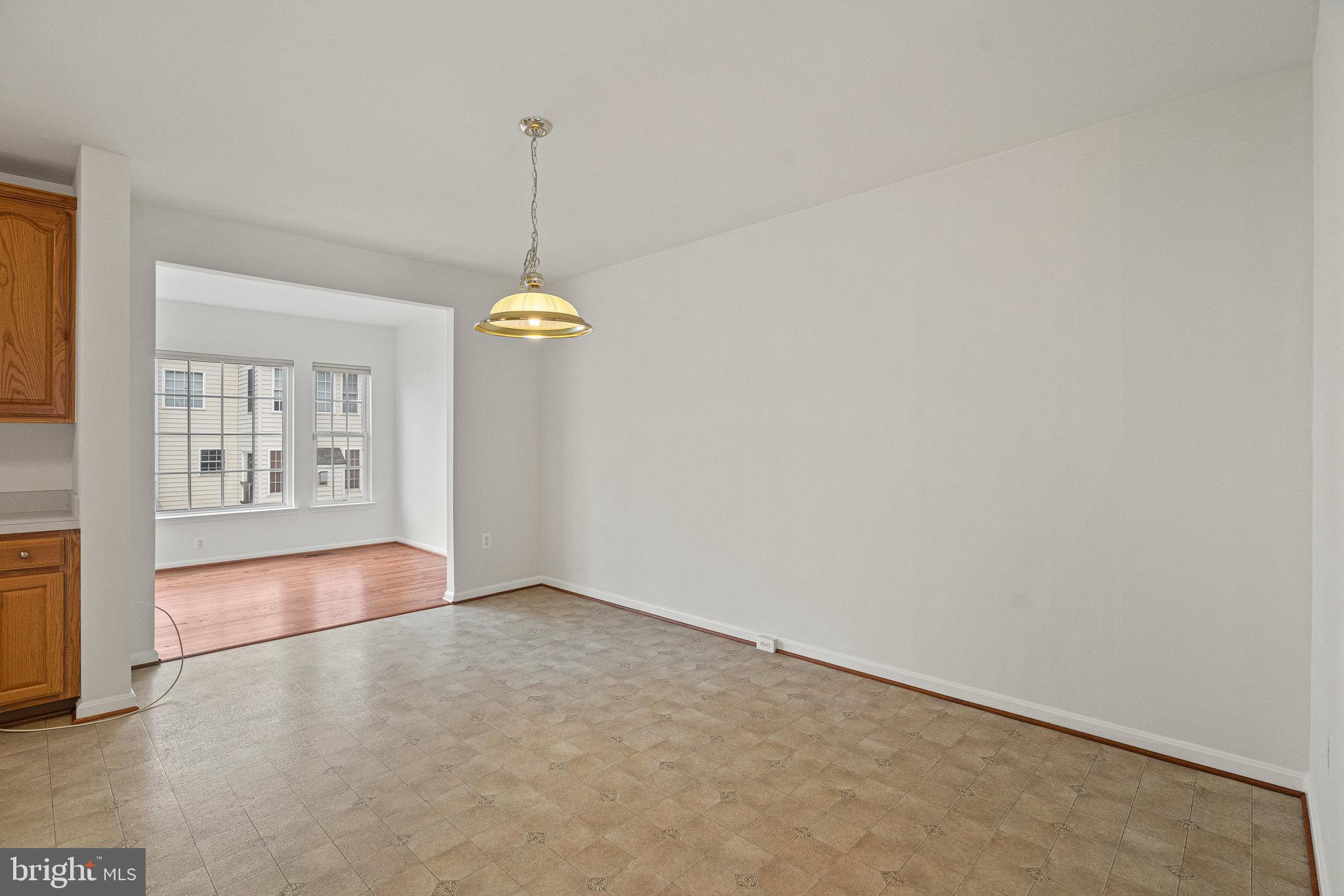 TOWNES AT COMPTON FARM - Residential