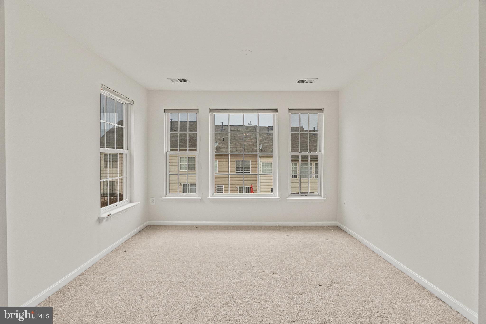 TOWNES AT COMPTON FARM - Residential