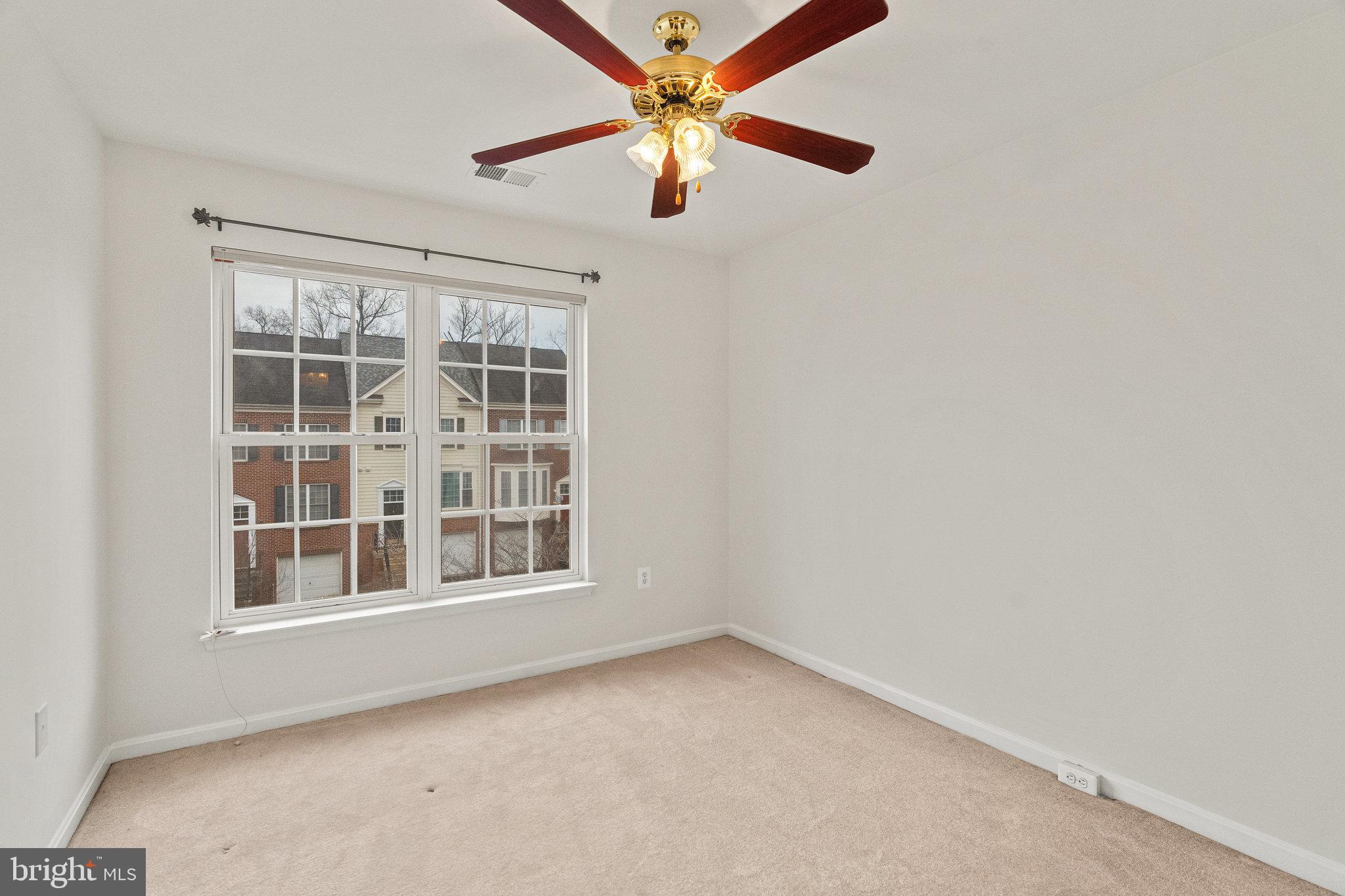 TOWNES AT COMPTON FARM - Residential