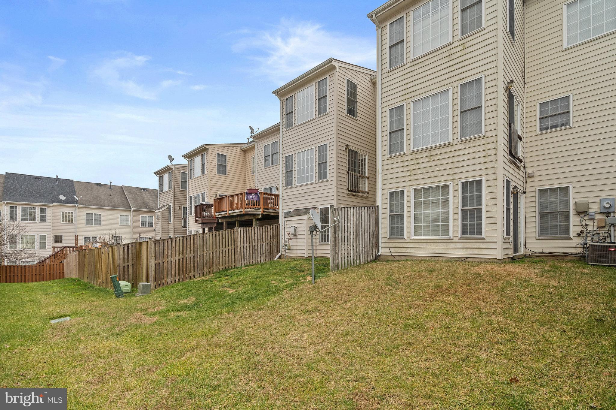 TOWNES AT COMPTON FARM - Residential