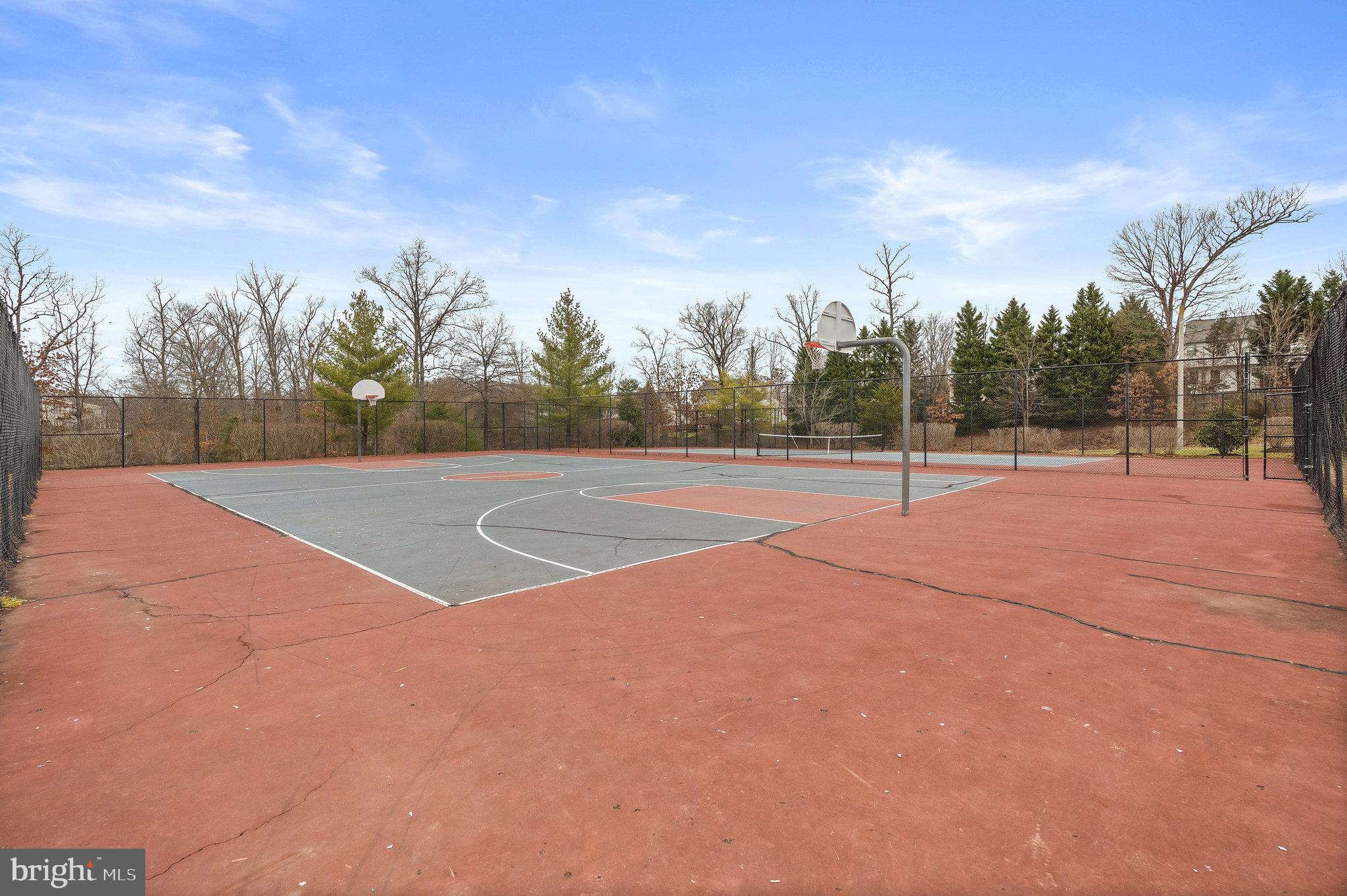 TOWNES AT COMPTON FARM - Residential