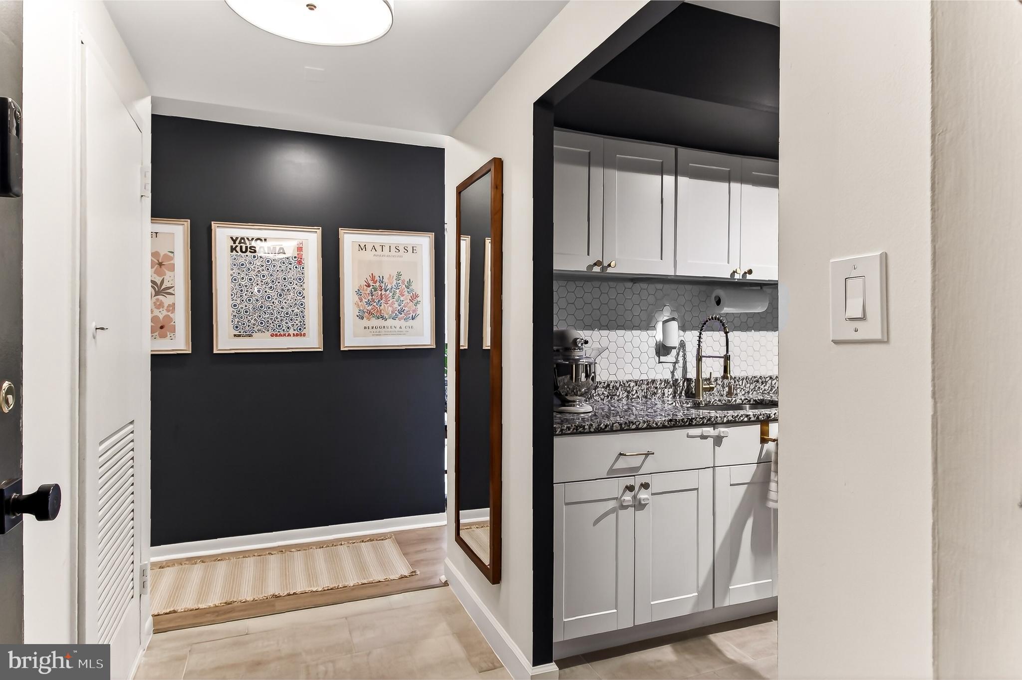 3100 S MANCHESTER STREET T16