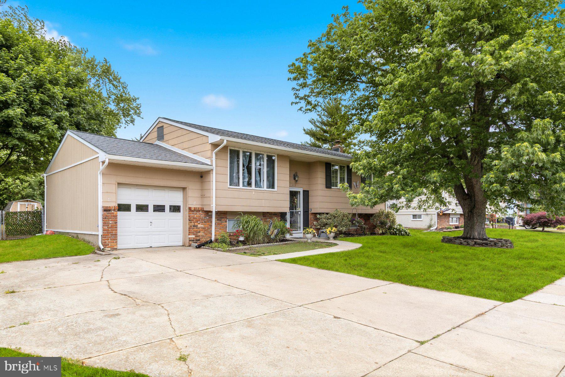 113 HOWARD DRIVE