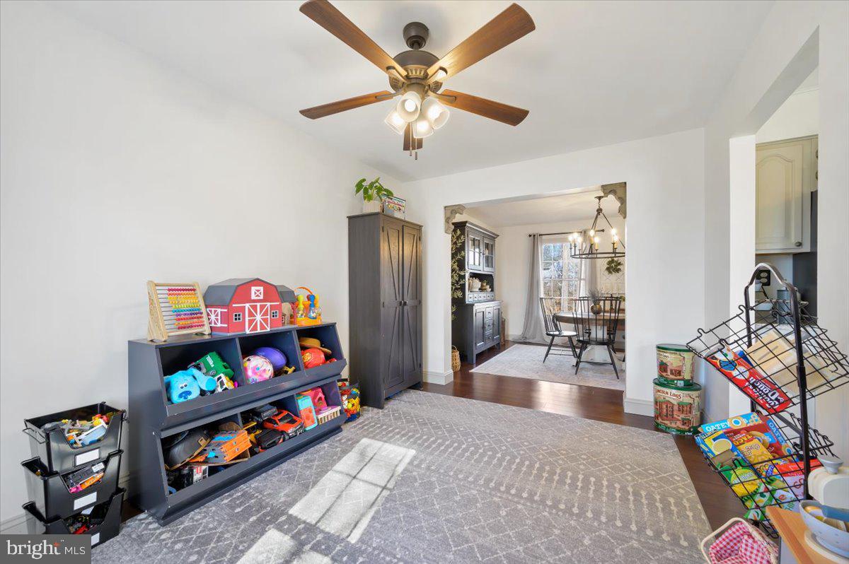 MARLOWE WOODS - Residential