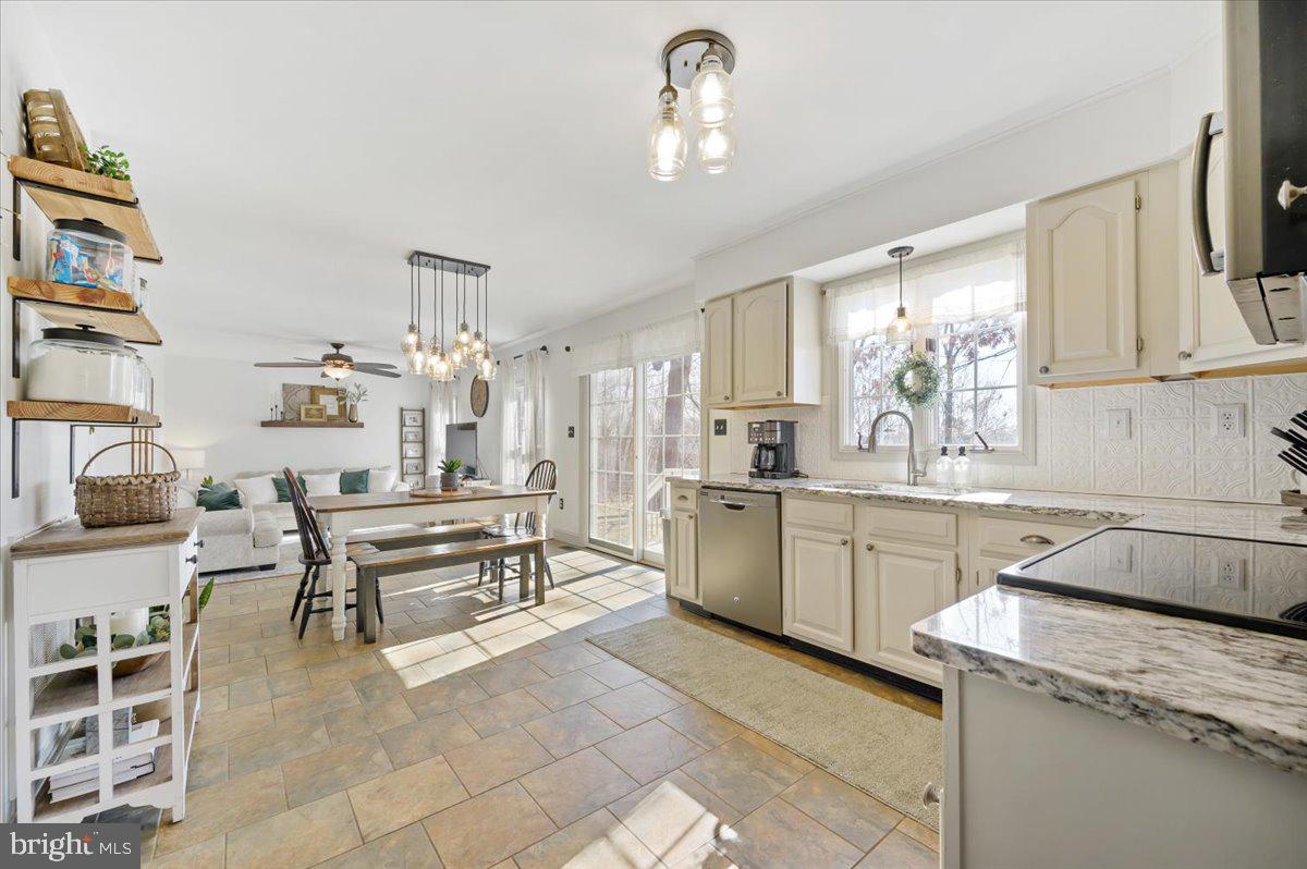 MARLOWE WOODS - Residential