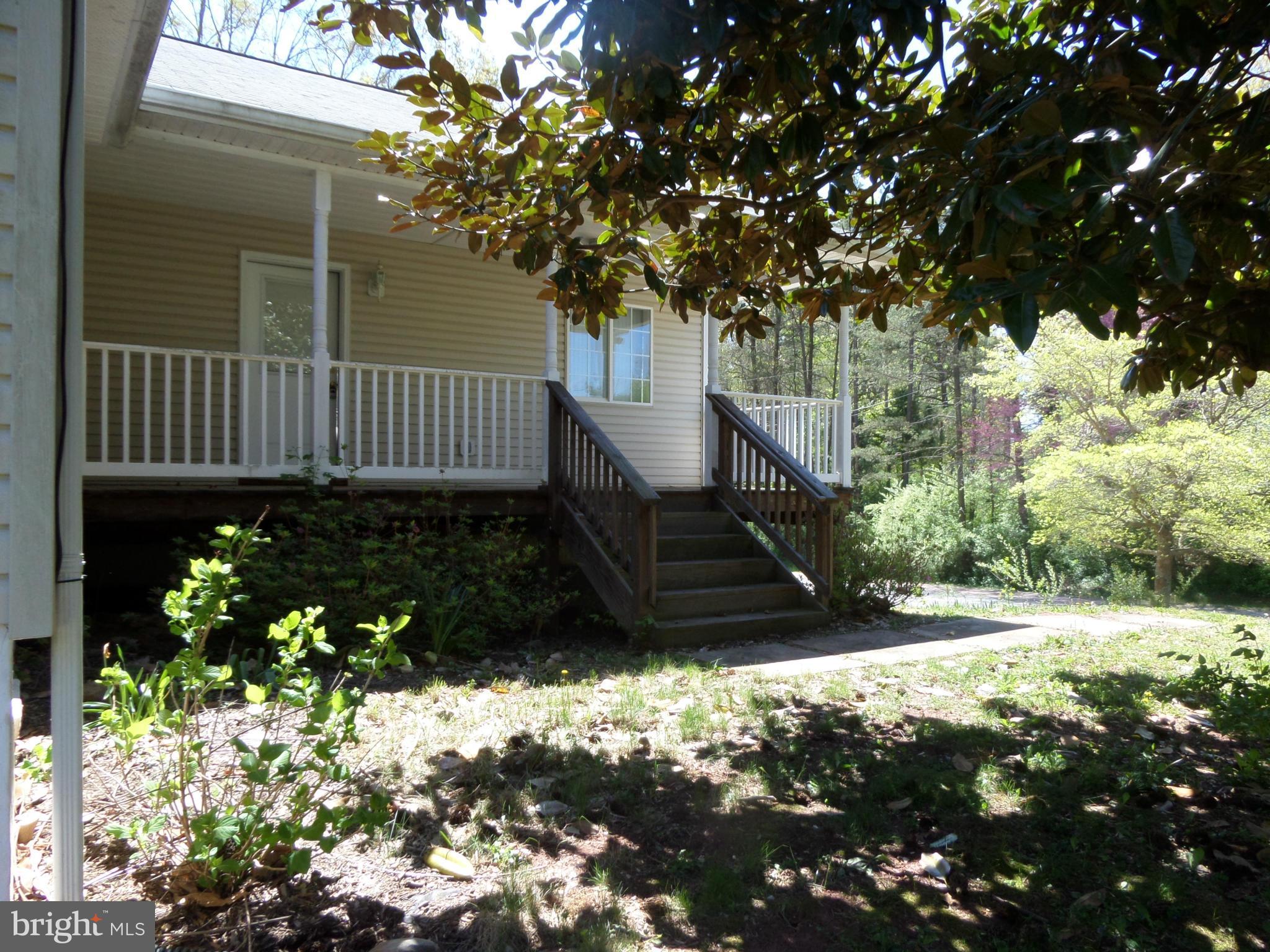 LOCUST HILL - Residential