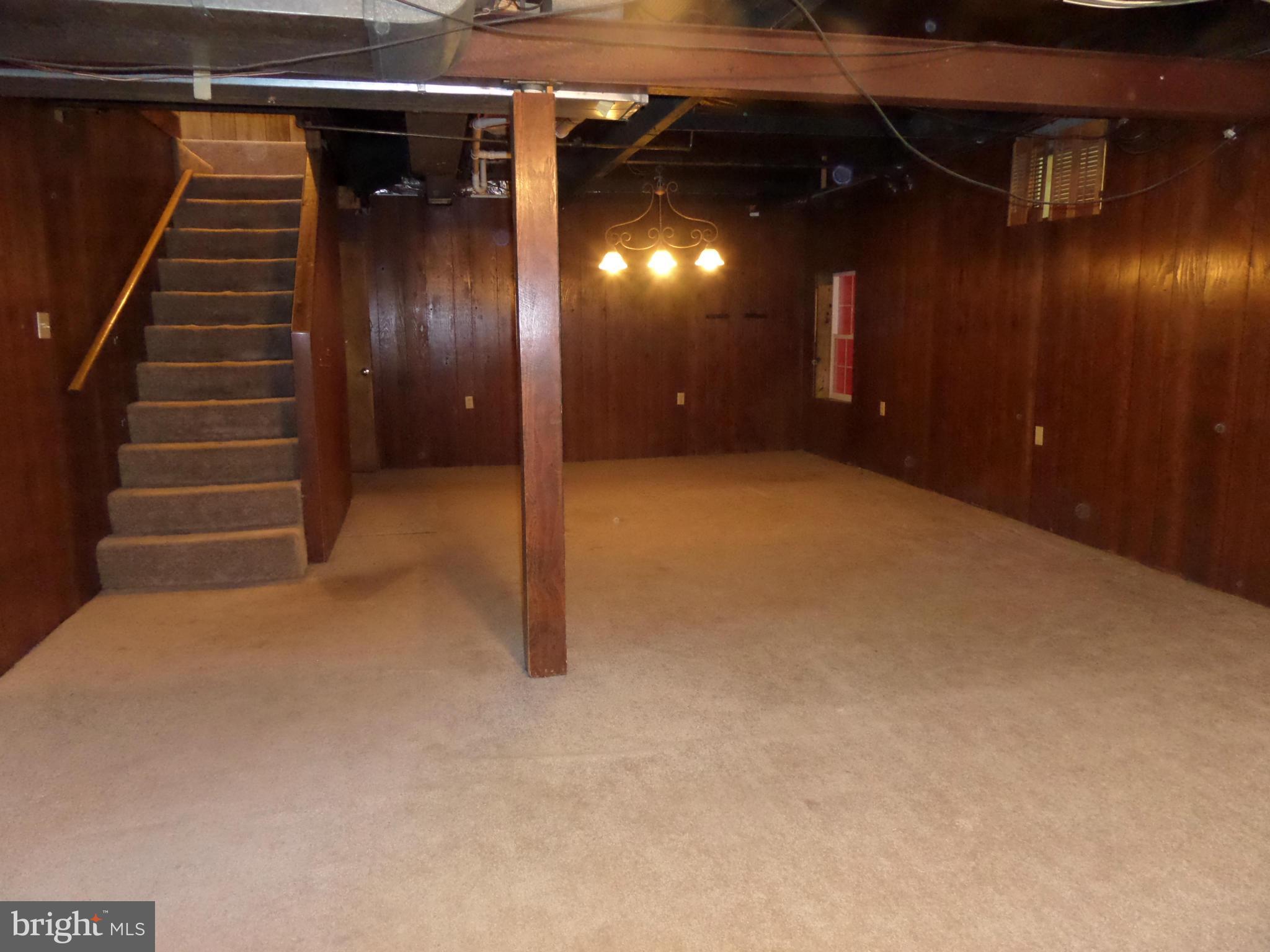 LOCUST HILL - Residential